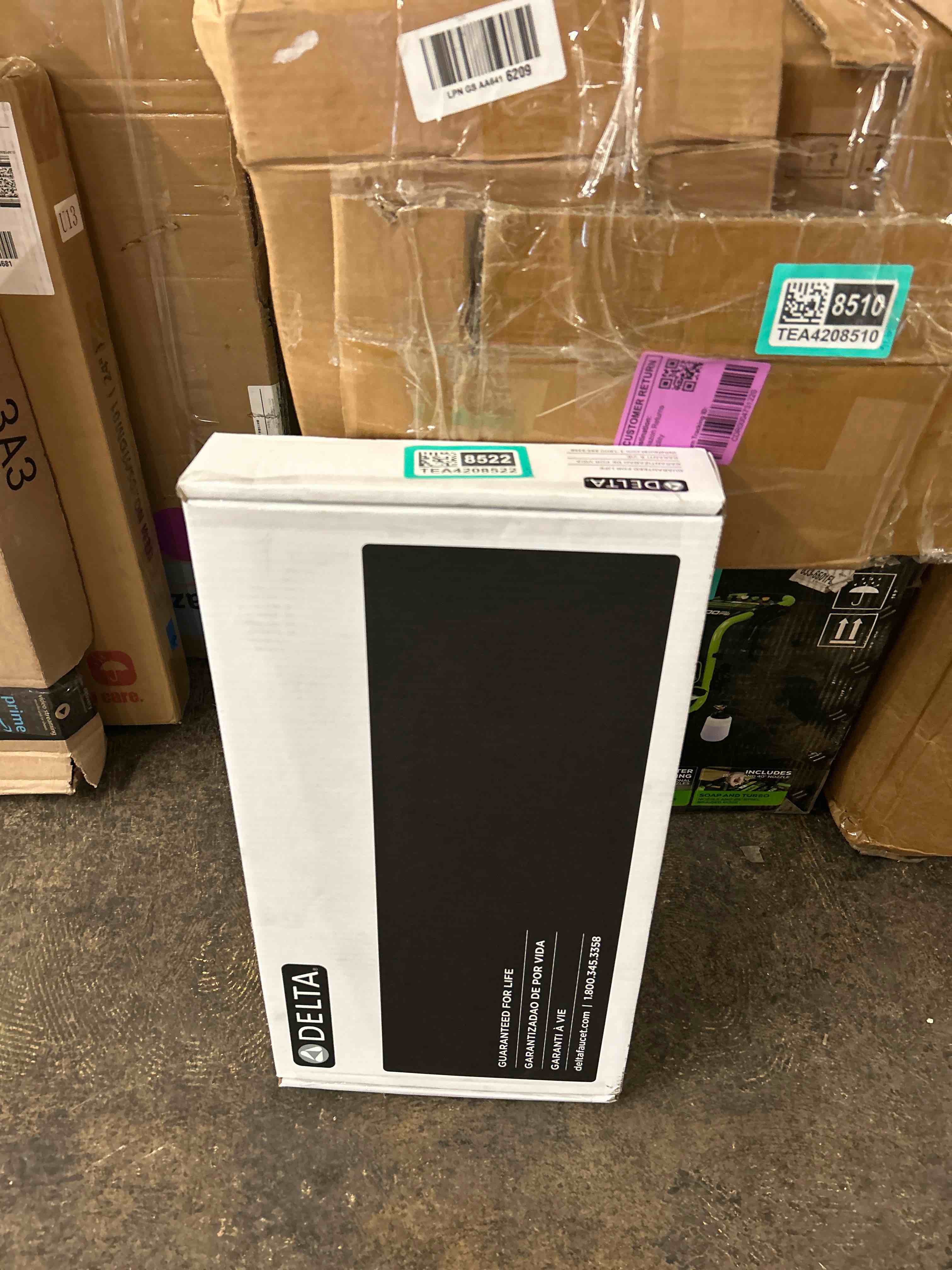 https://s3.amazonaws.com/lotting-images-prod/phillipi/TEA4208522_1780446691501.jpeg