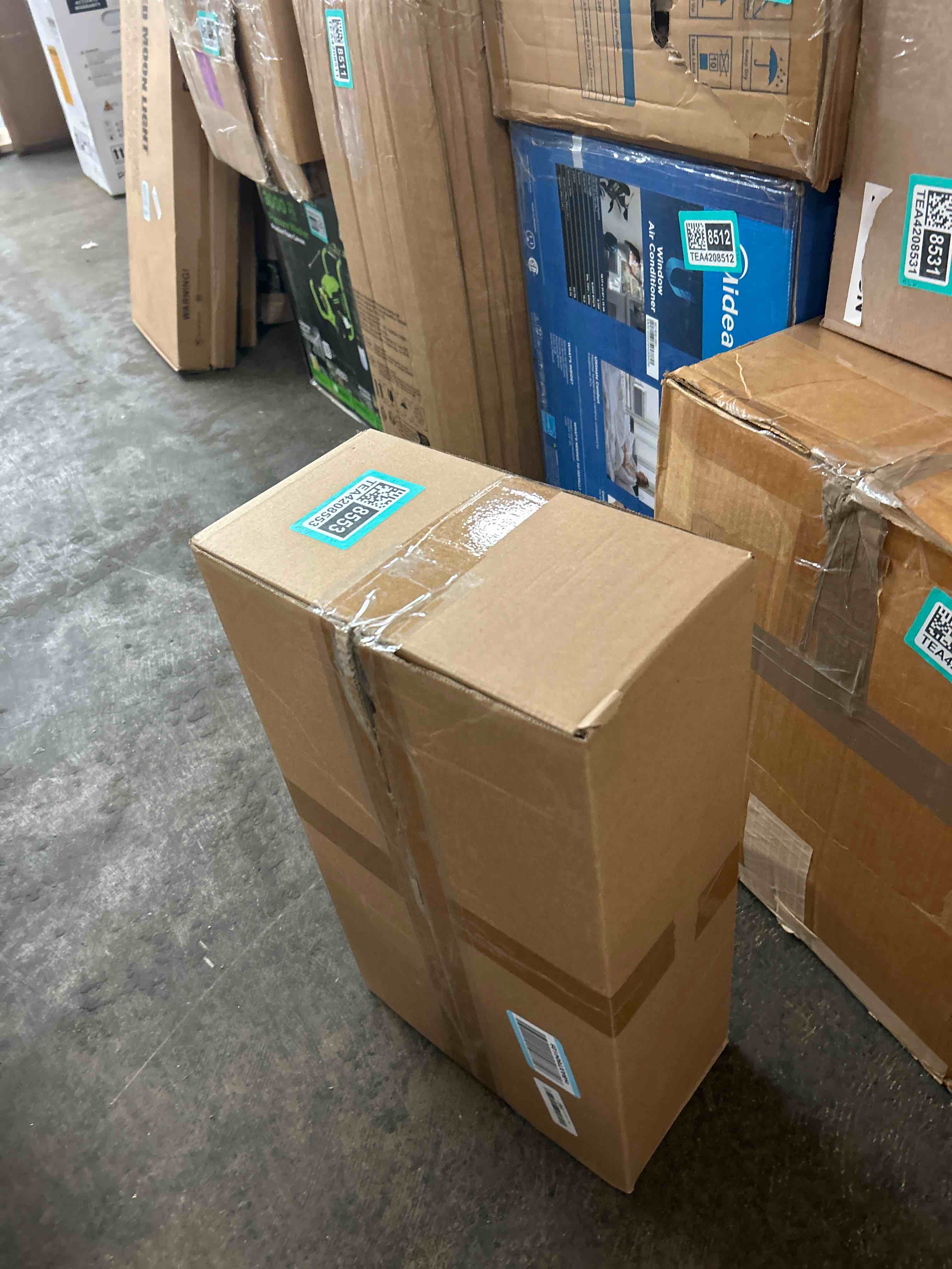 https://s3.amazonaws.com/lotting-images-prod/phillipi/TEA4208553_1780451717367.jpeg