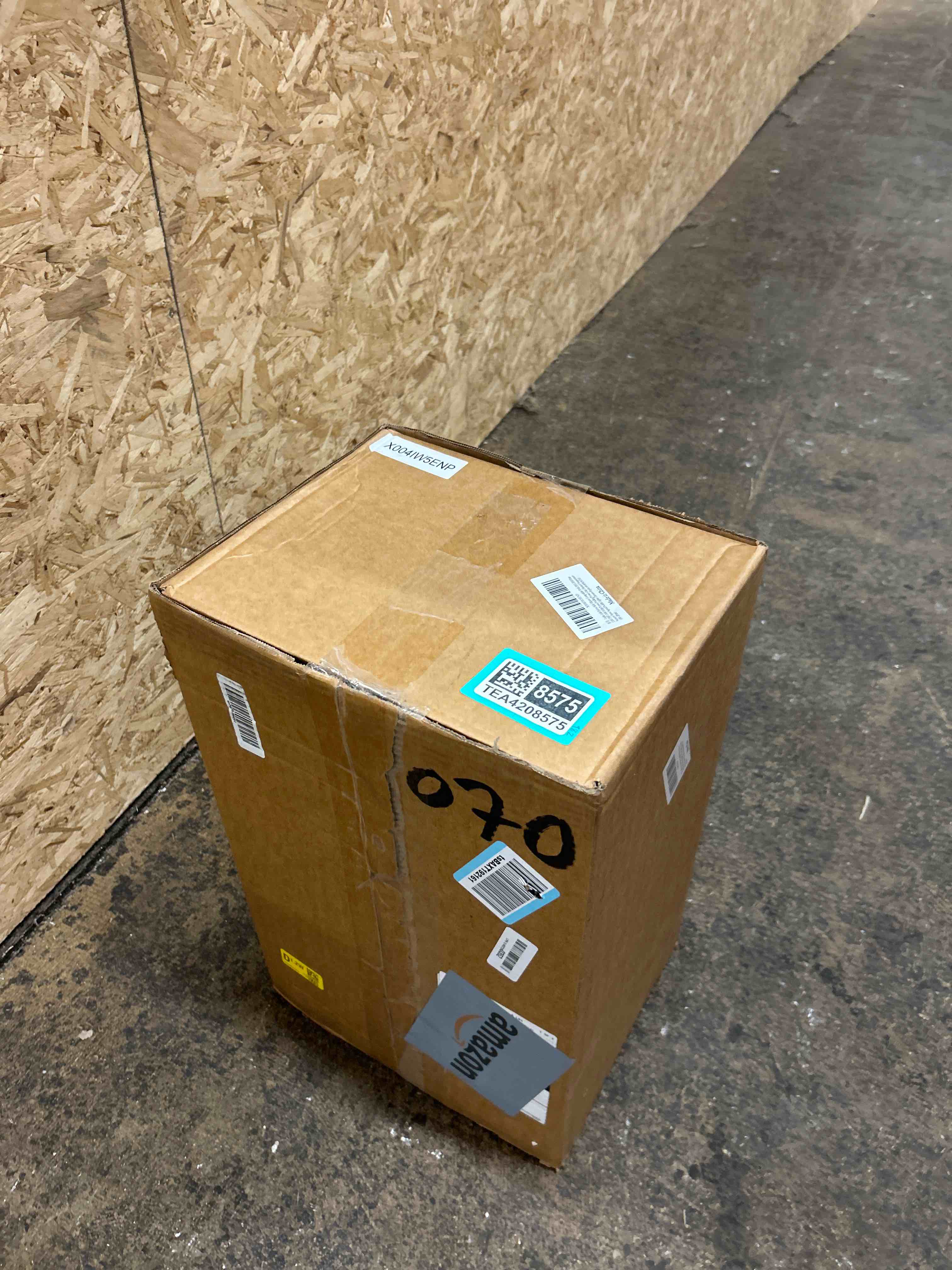 https://s3.amazonaws.com/lotting-images-prod/phillipi/TEA4208575_1780533989237.jpeg