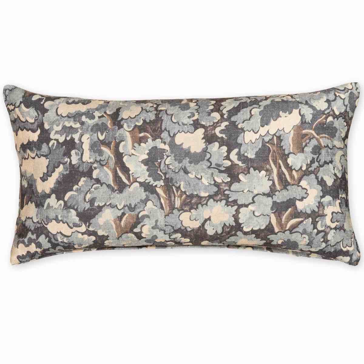 Condition photo showing New/Like New for cascade tongas accent pillow