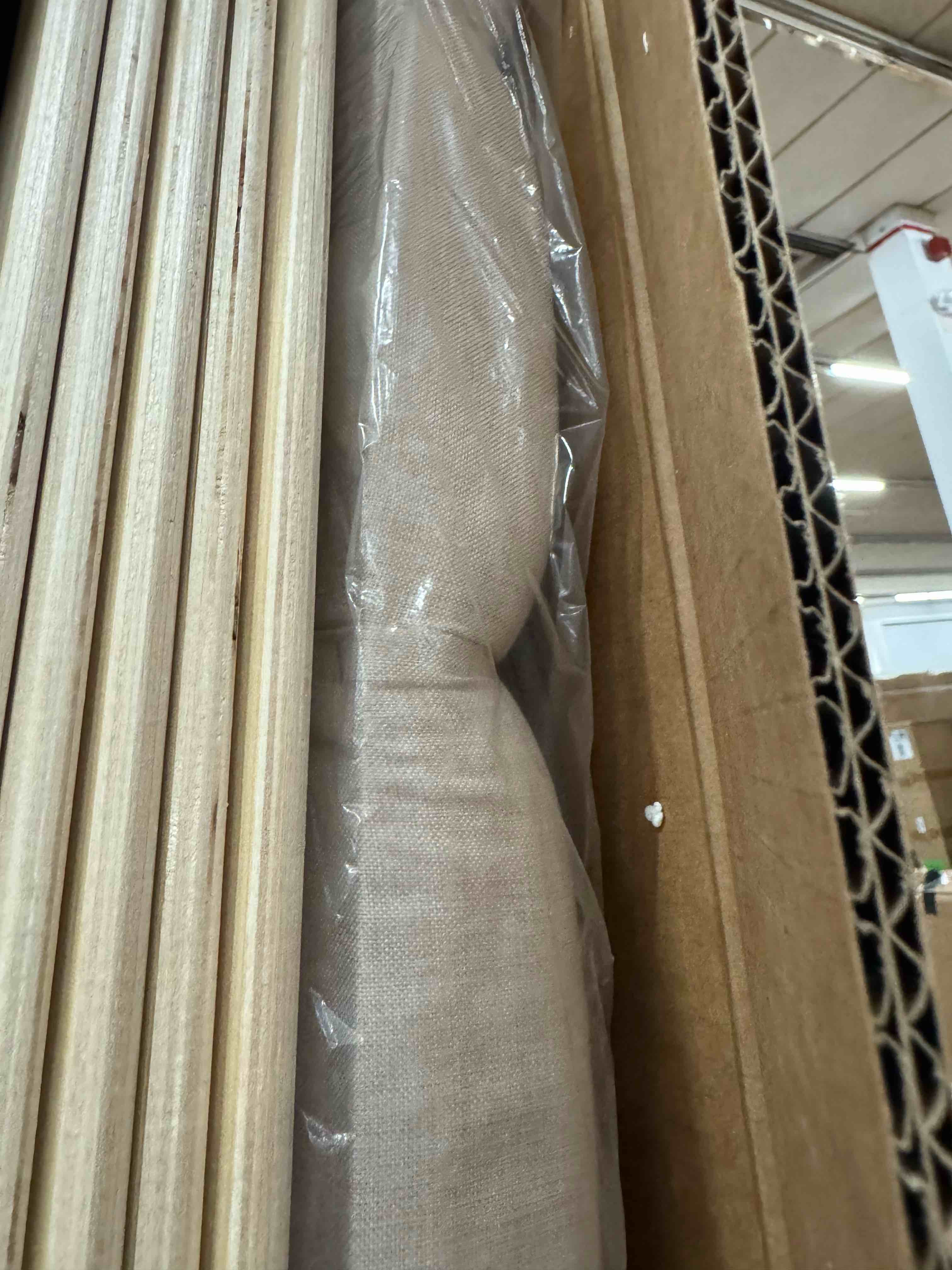 Condition photo showing New/Like New for platform bed upholstered headboard king