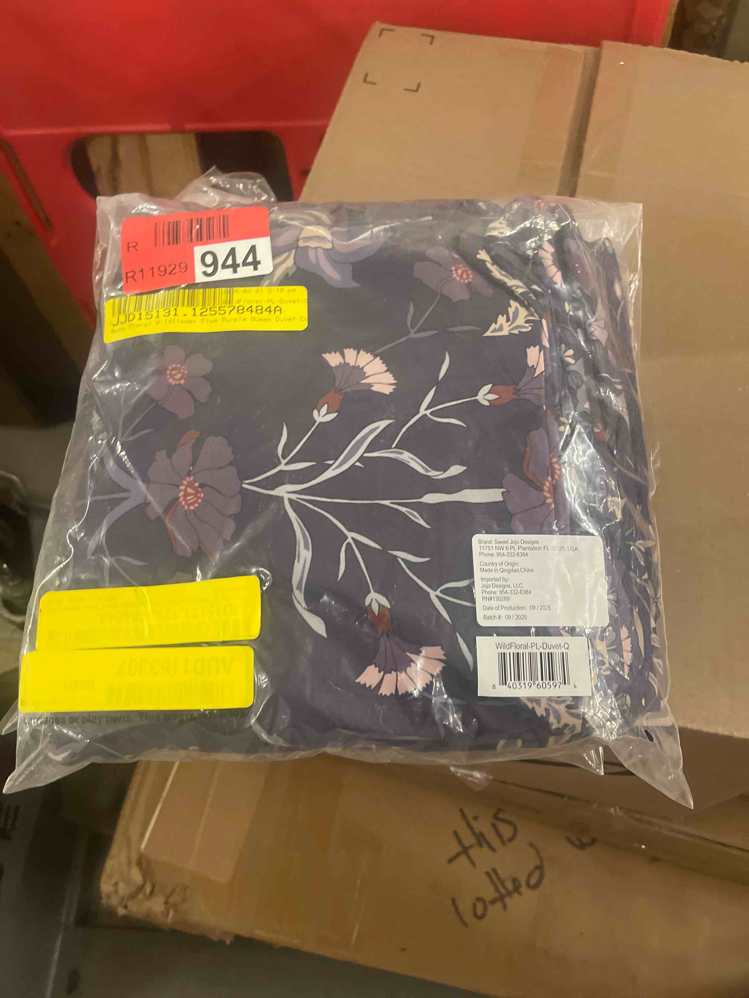 Condition photo showing New/Like New for sweet jojo designs boho wildflower vintage floral girl queen duvet cover bedding set full size bed comforter case shams 3pc purple lavender teal botanical garden flower bohemian farmhouse cottagecore