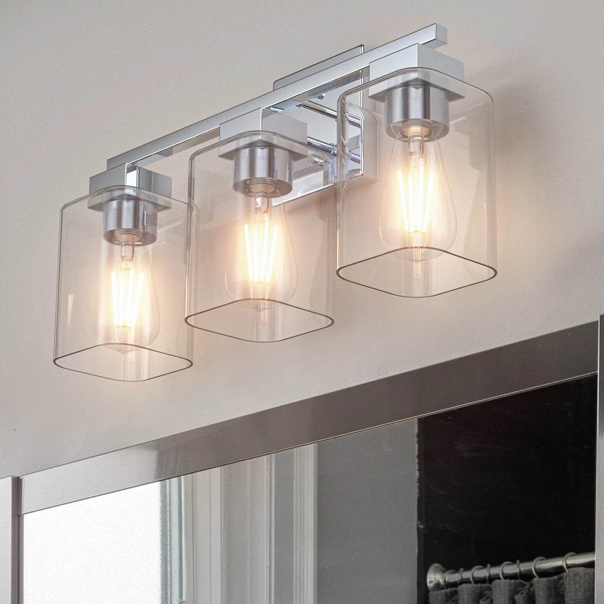 Condition photo showing New/Like New for hartshorn vanity light