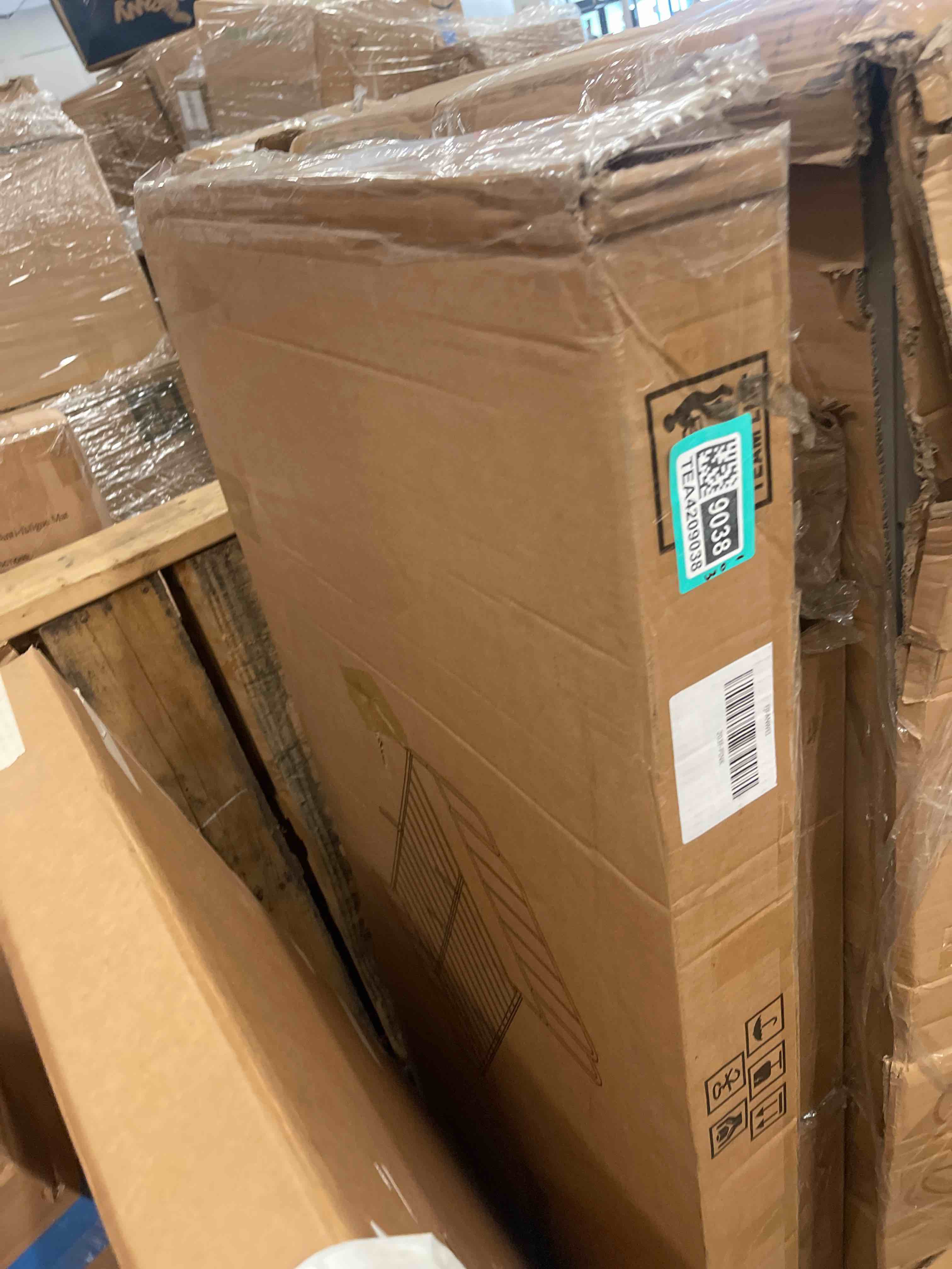 https://s3.amazonaws.com/lotting-images-prod/phillipi/TEA4209038_1781893617597.jpeg