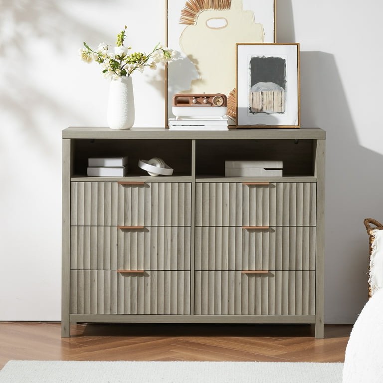 Condition photo showing New/Like New for arrilla 6 - drawer dresser with media shelf
