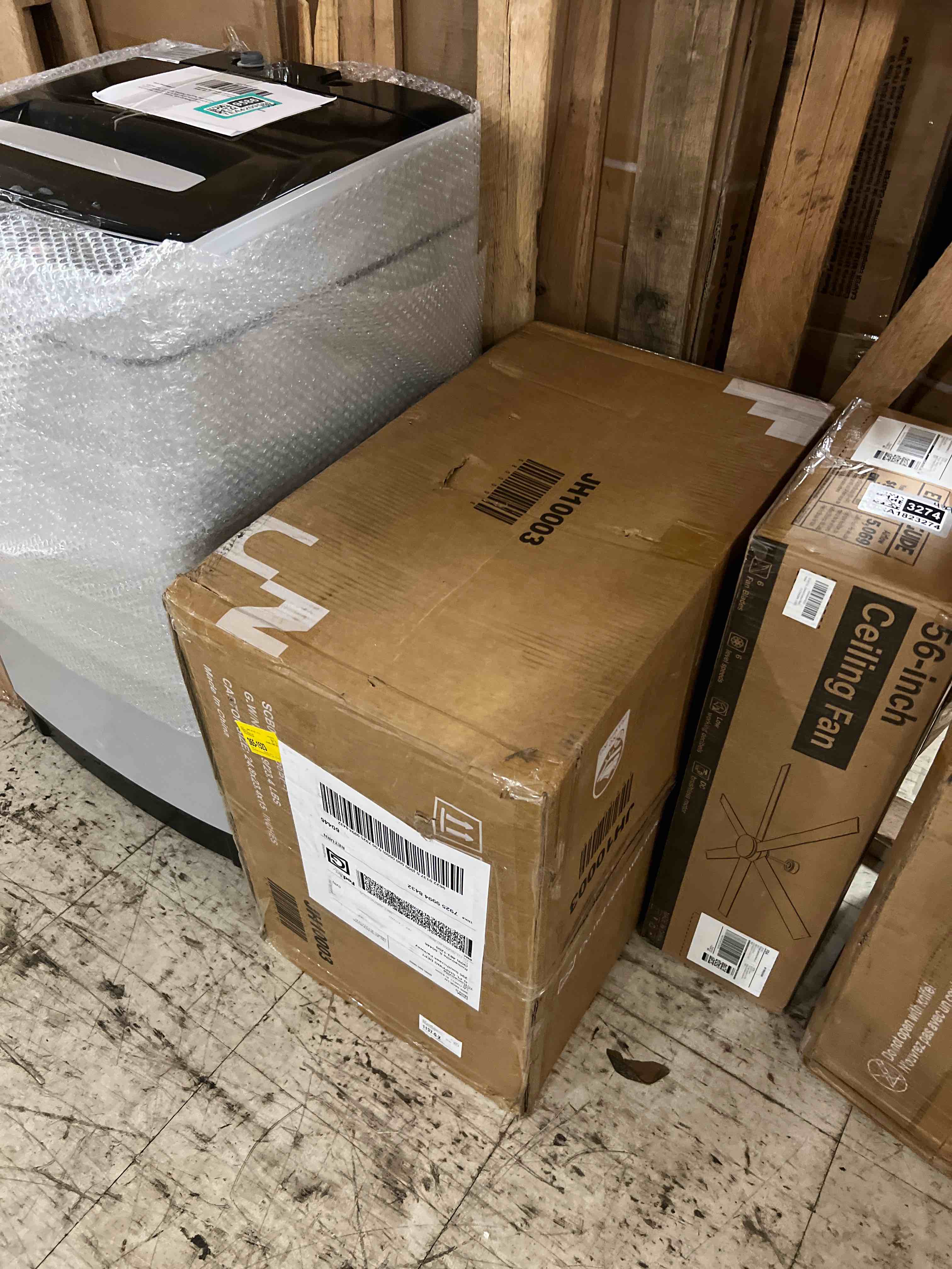 Condition photo showing New/Like New for giantex 4-in-1 bedside commode shower wheelchair, commode chair for toilet with arms, 4 lockable wheels, detachable bucket, height adjustable & flip-up footrest, padded mobile toilet chair