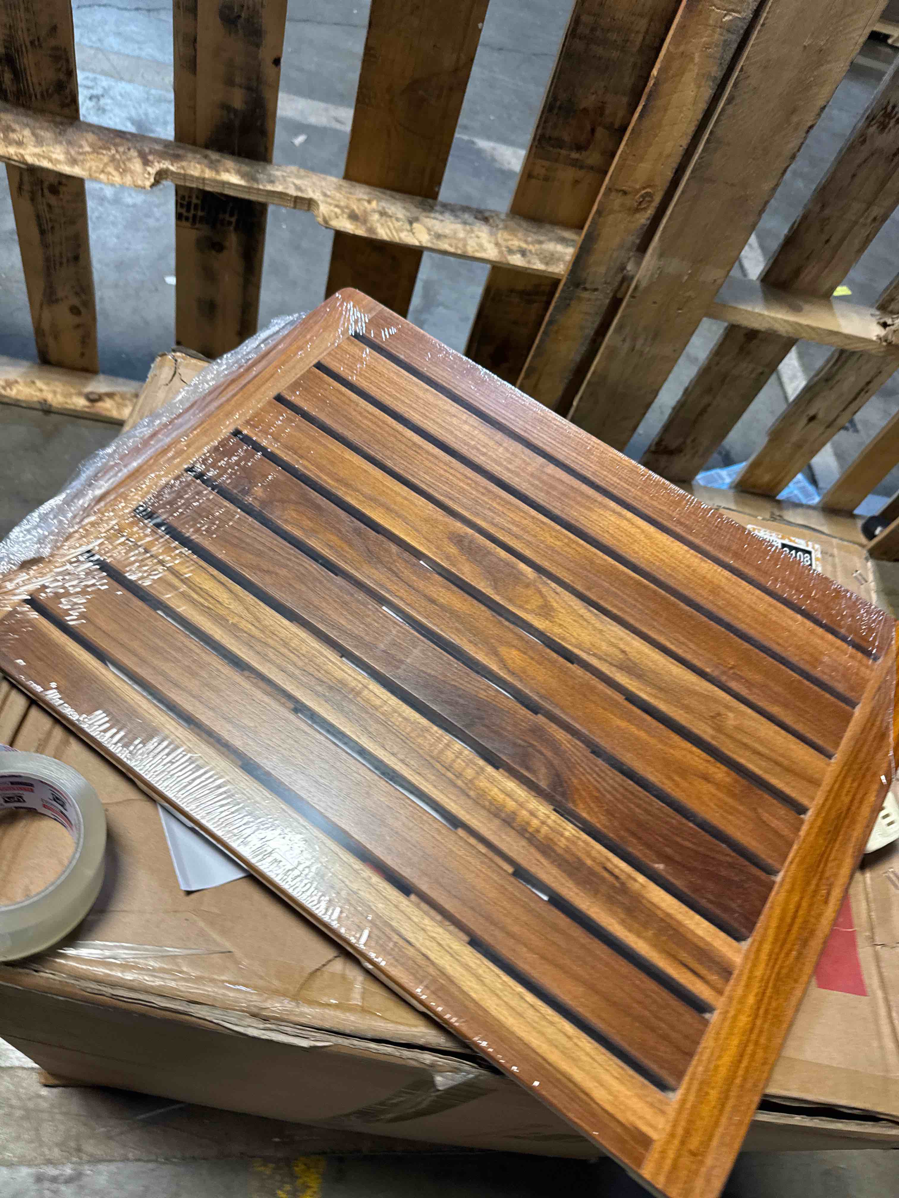 Condition photo showing New/Like New for Utoplike (24"x18") Teak Wood Bath Mat, Shower Mats for Bathroom, Large for Spa Home or Outdoor 24" x 18" (Rectangular)