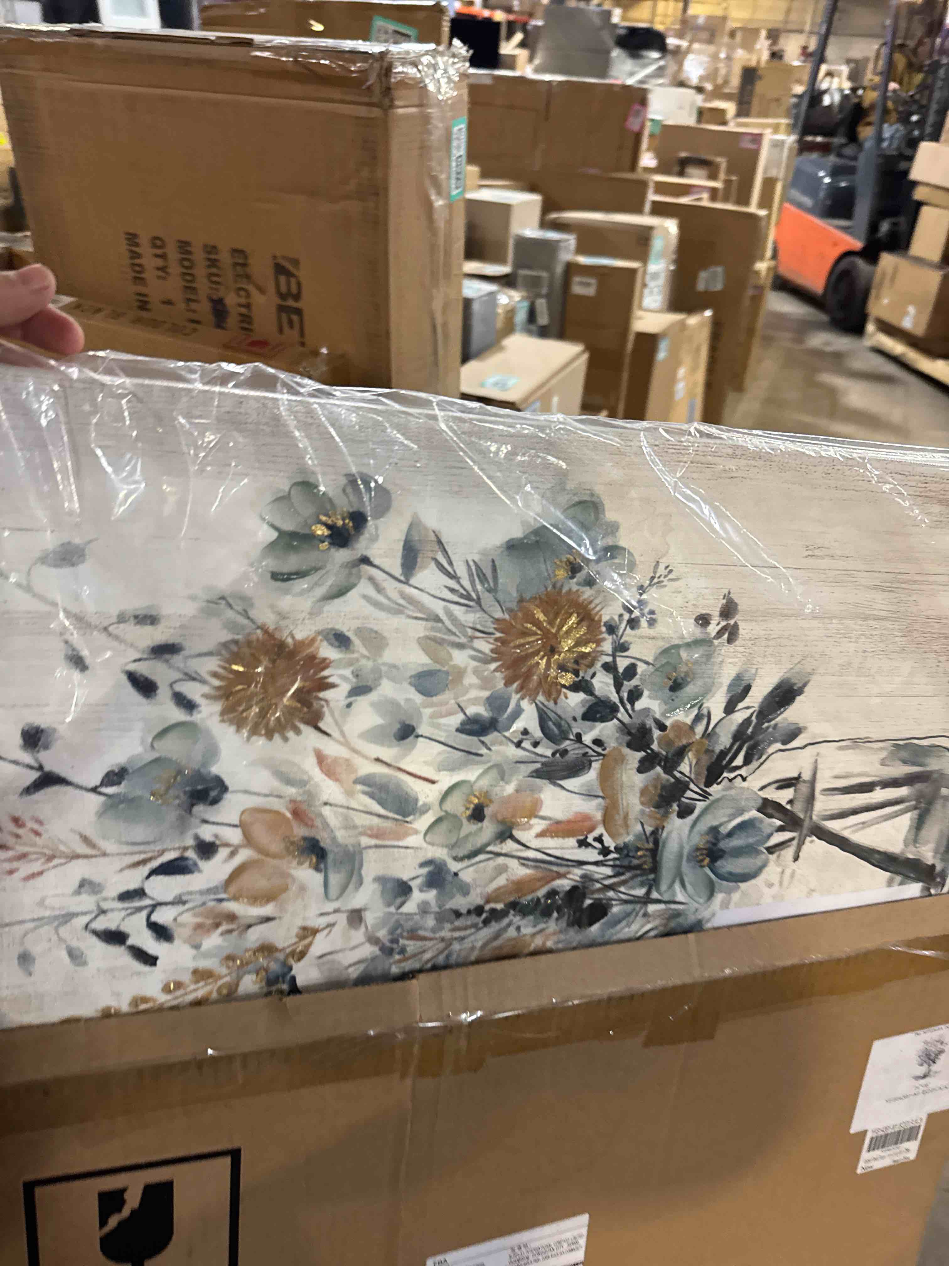 Condition photo showing New/Like New for Abstract Flower Picture Wall Art - Bouquet Blossoms in Mason Jar Painting Rustic Blue Floral Print on Canvas Farmhouse Artwork for Modern Bedroom Living Room Office Blooming Flowers 24''X18''