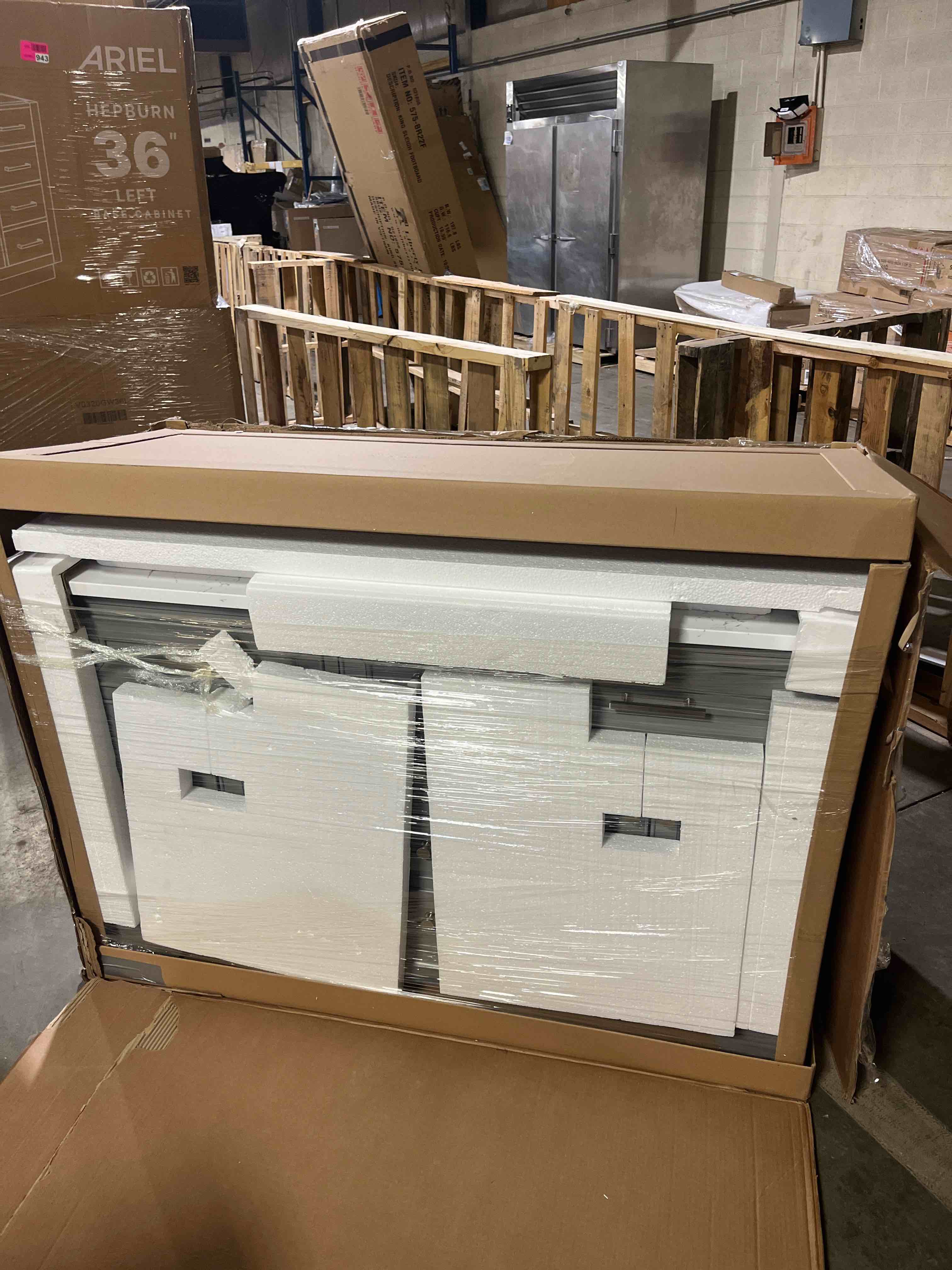 Condition photo showing New/Like New for Currahee 54'' Free-standing Double Bathroom Vanity with Engineered Stone Vanity Top