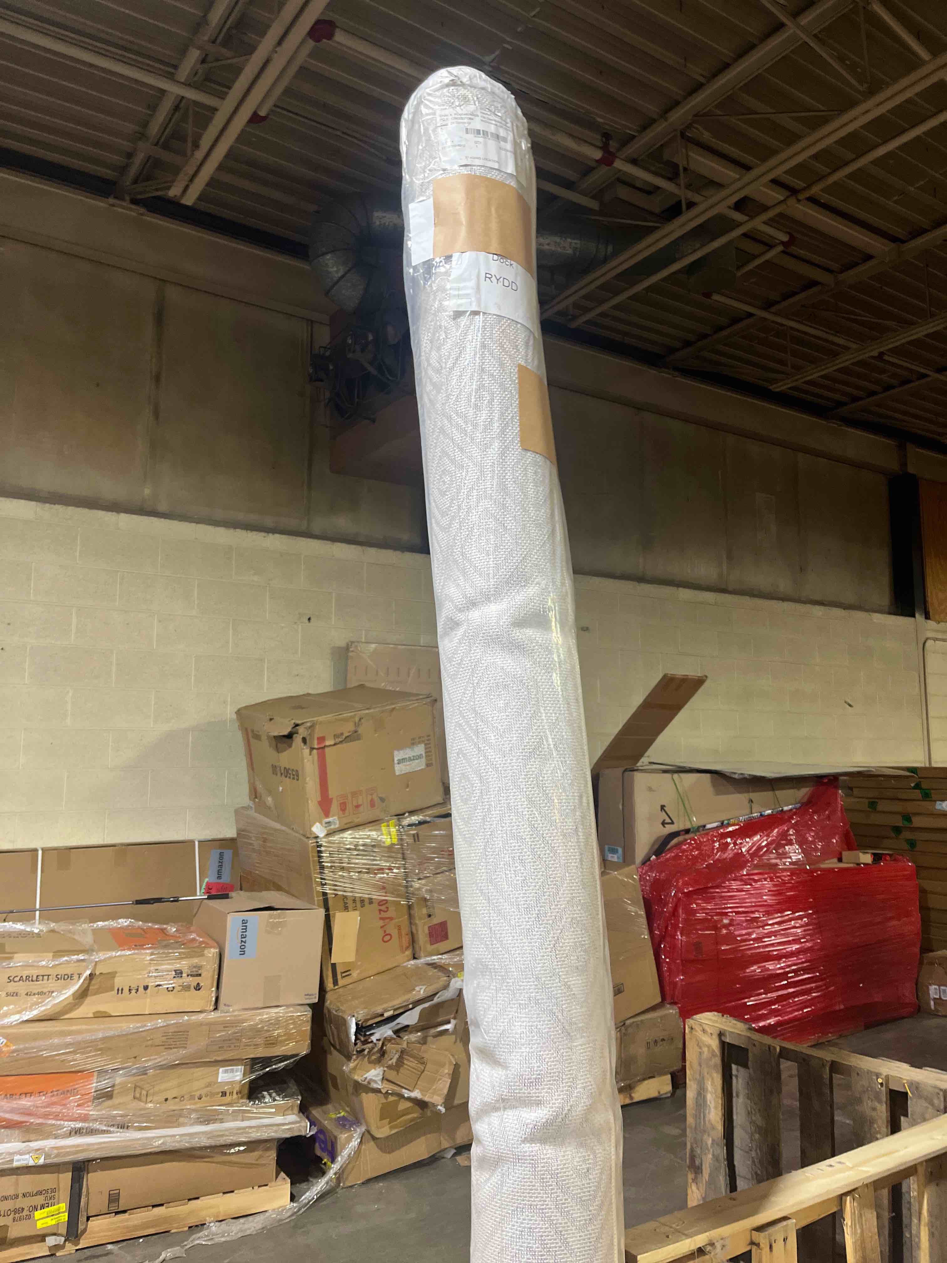 Condition photo showing New/Like New for Artistic Weavers Freud Border Area Rug  Orange  9 2  x 12