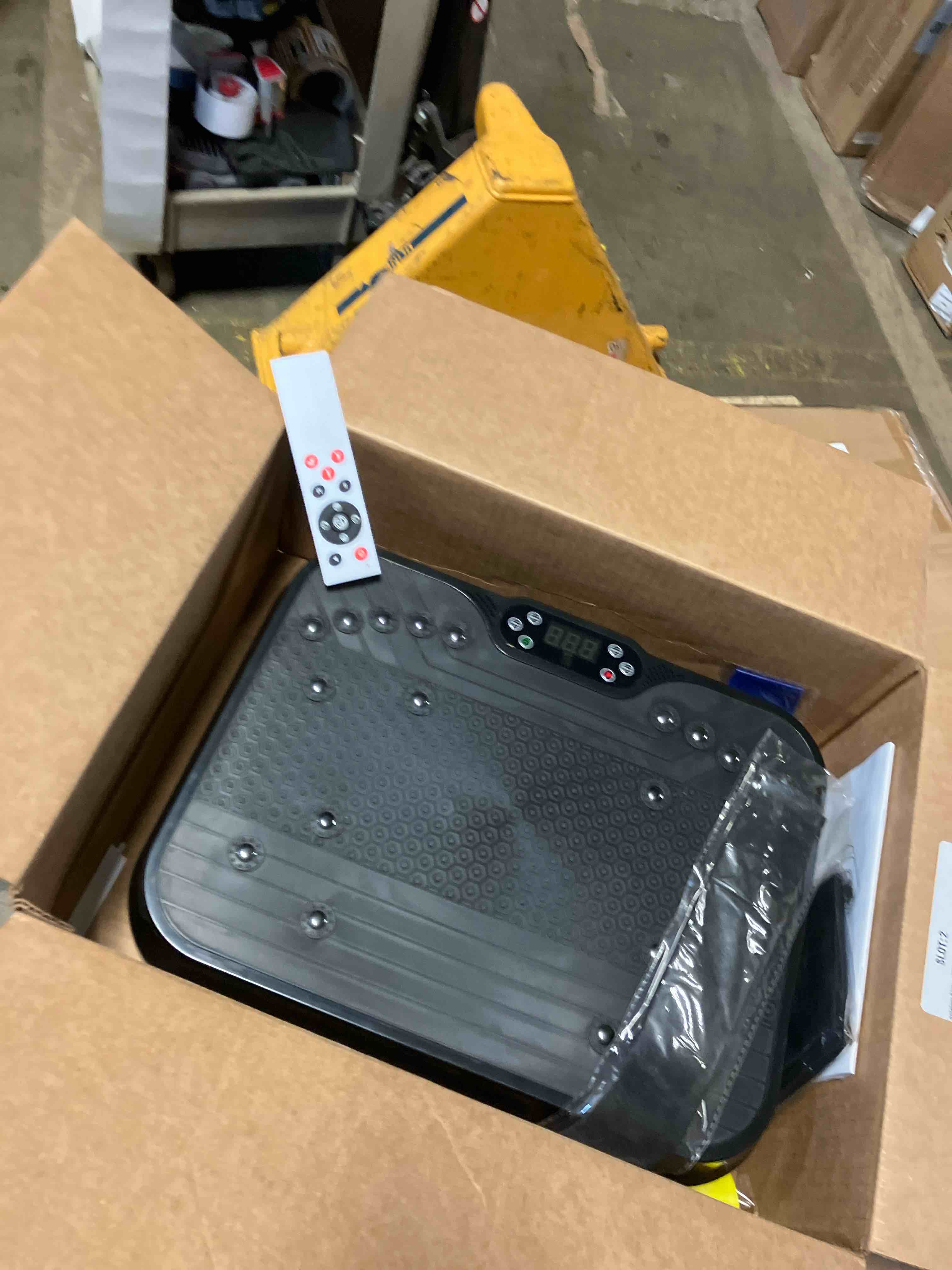 Condition photo showing Good Condition for Vibration Plate Exercise Machine for Lymphatic Drainage,Power Vibrate Stand Shake Board 400 Lbs Capacity Fitness Platform with Fitness Resistance Bands Weight Loss Gifts for Women Men