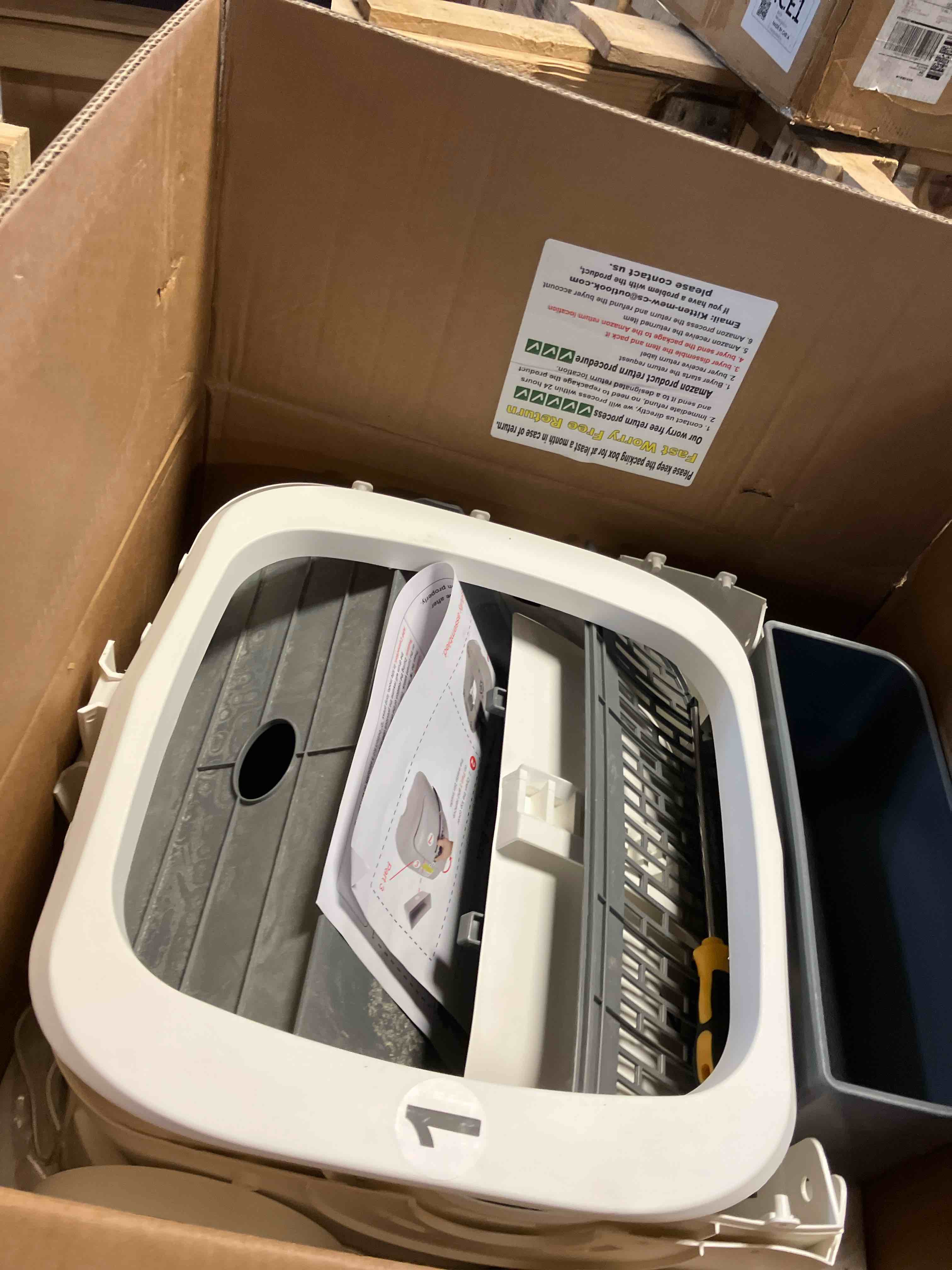 Condition photo showing Good Condition for Automatic Cat Litter Box Self Cleaning - APP Control and Weight Monitoring - Ultra-Quiet, Suitable for Medium Cats and Kittens, Safe Anti-Pinch Litter Box (Assembly Required) - White