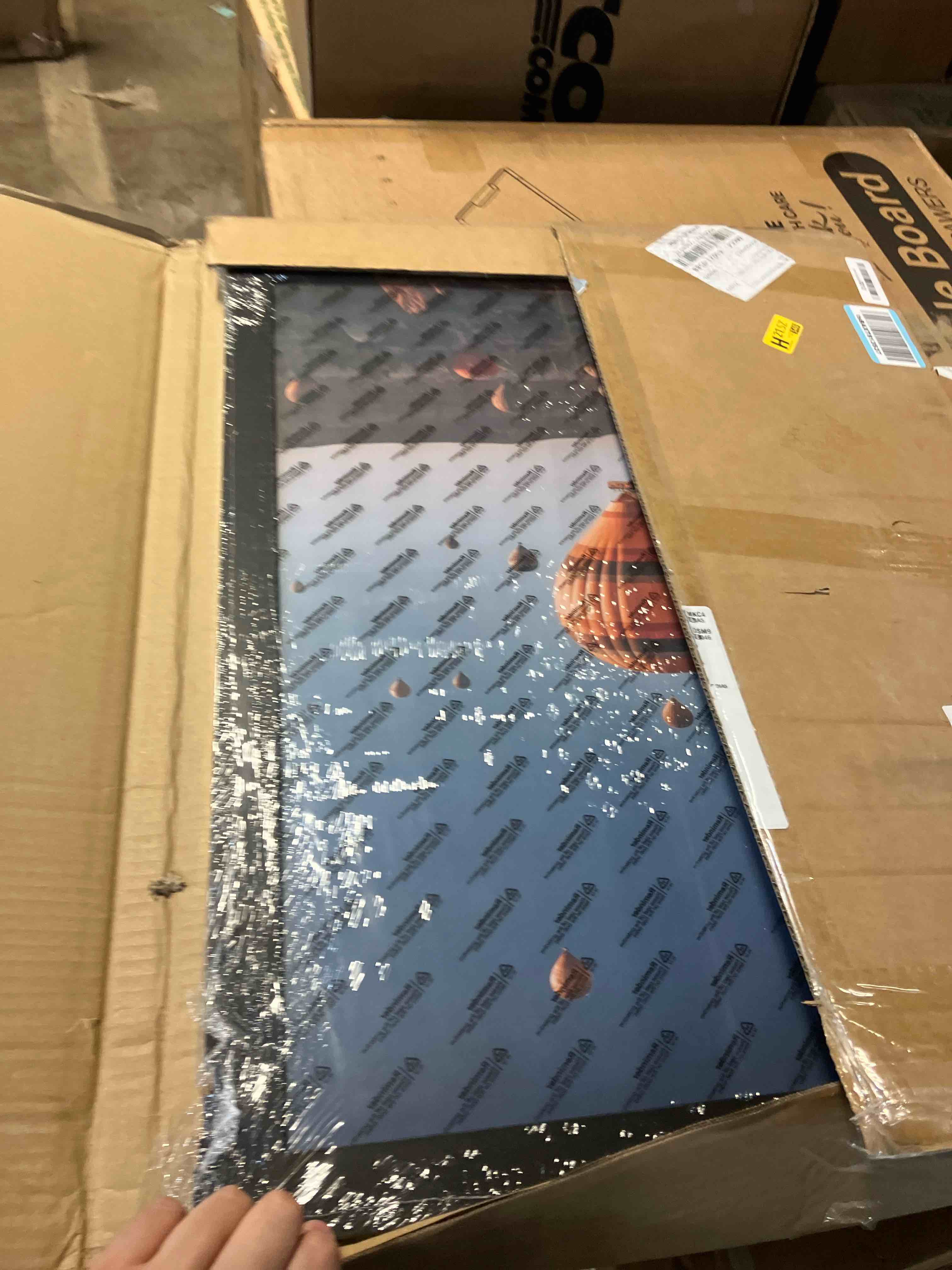 Condition photo showing Good Condition for 20x27 Picture Frame Black for Puzzles Poster Photo Picture, Horizontal and Vertical Formats for Wall Hanging, 19 x 27 Wall Gallery Poster Photo Frame for 19 by 27 Photos Posters,Black