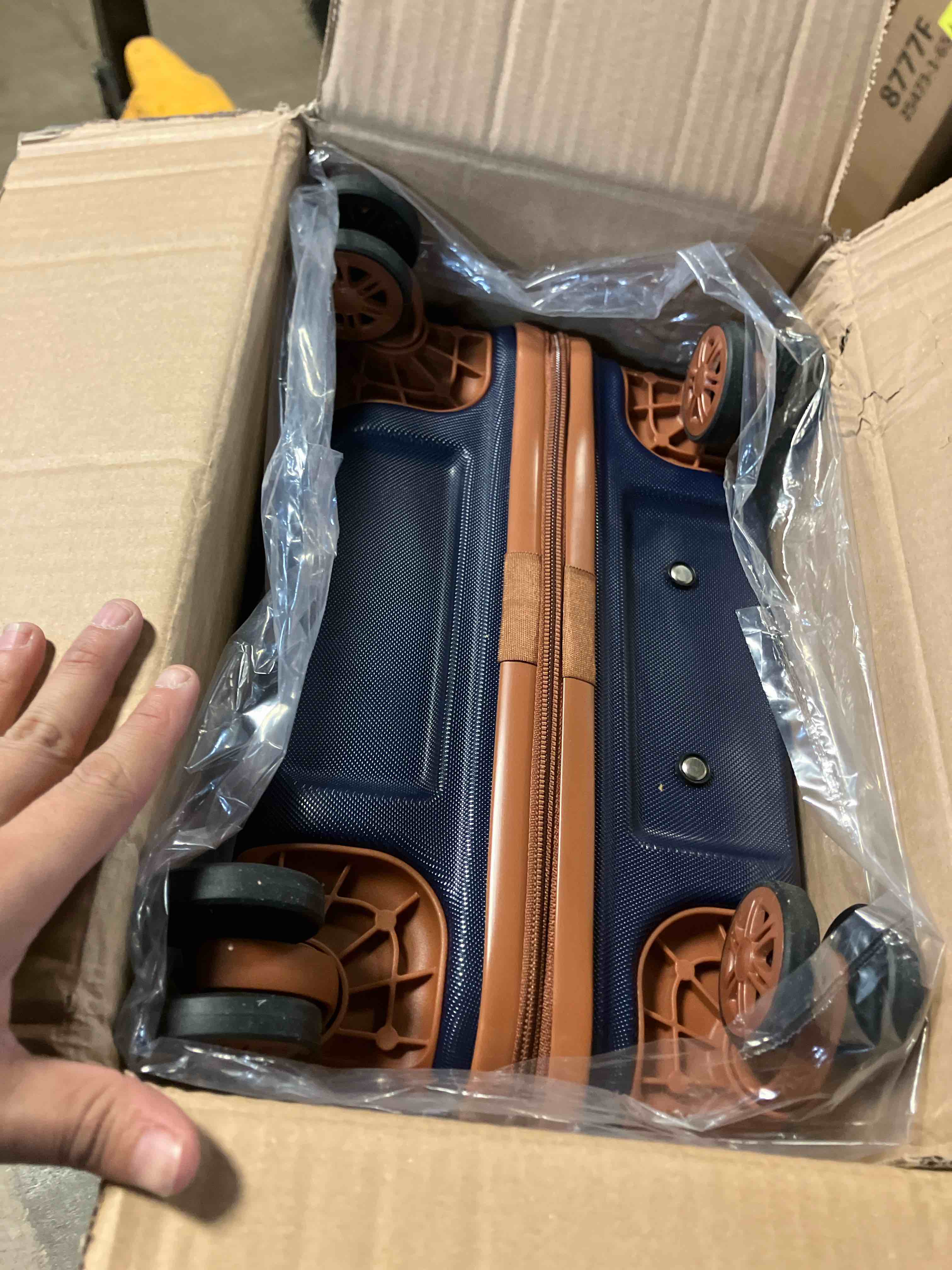 Condition photo showing Good Condition for Eeeza Carry On Luggage Set 22x14x9 Airline Approved Luggage Sets 3 Piece,Suitcases with Wheels,ABS Hard Case Luggage with TSA Lock Spinner Wheels(20 Inch,BP/TB) Navy ( Slightly Used)