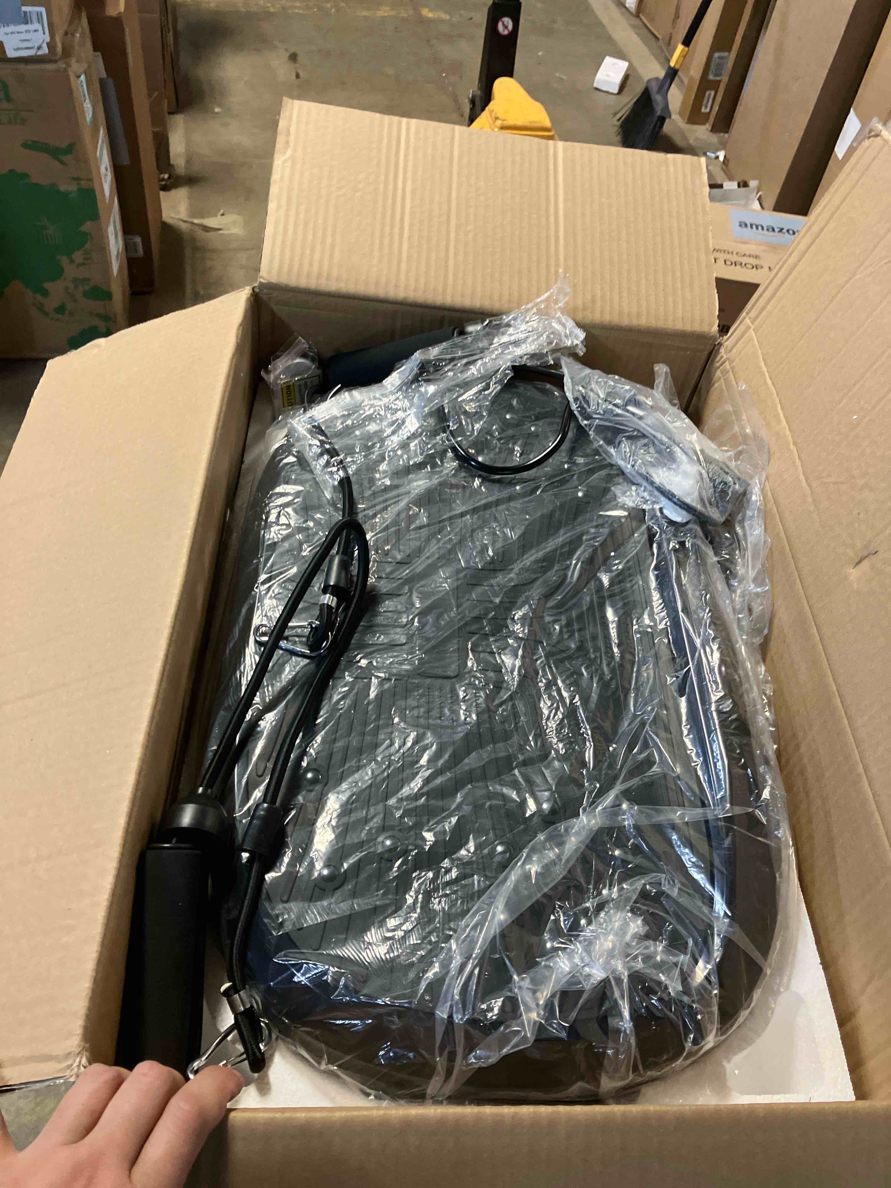 Condition photo showing New/Like New for FLYBIRD Vibration Plate Exercise Machine, Adjustable Speed High Intensity Vibration for Muscle Toning Weight Loss Lymphatic Drainage, Full Body Workout Vibration Plate Black