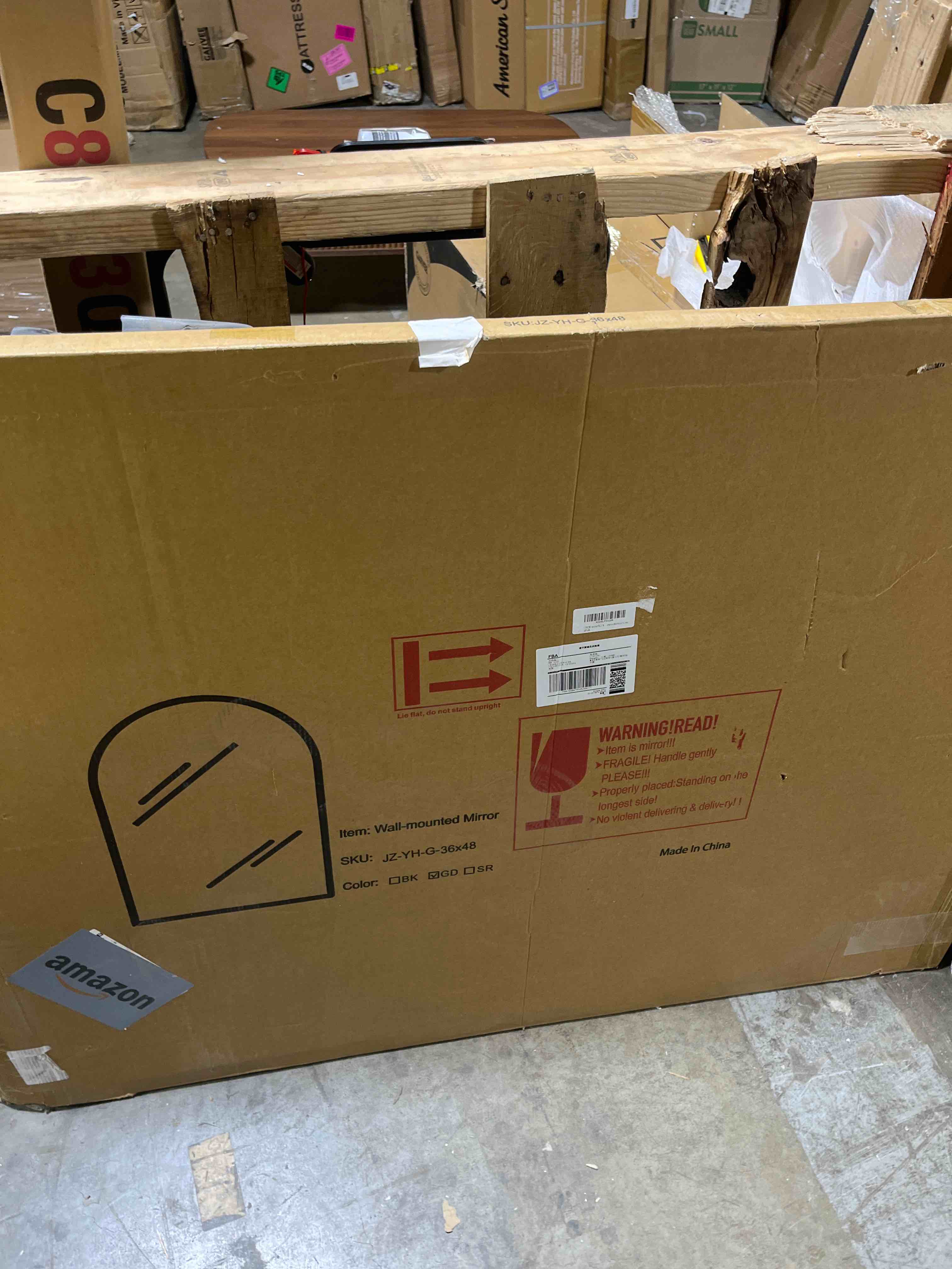 Condition photo showing New/Like New for CIRCUMI Arched Wall Mirror, 36"x48" Gold Arched Mirror with Tempered Glass, Metal Frame, Large Mirror for Bathroom, Living Room,Entryway,Over Sink, Arch Mirror for Decor, Shatterproof&Crystal-Clear