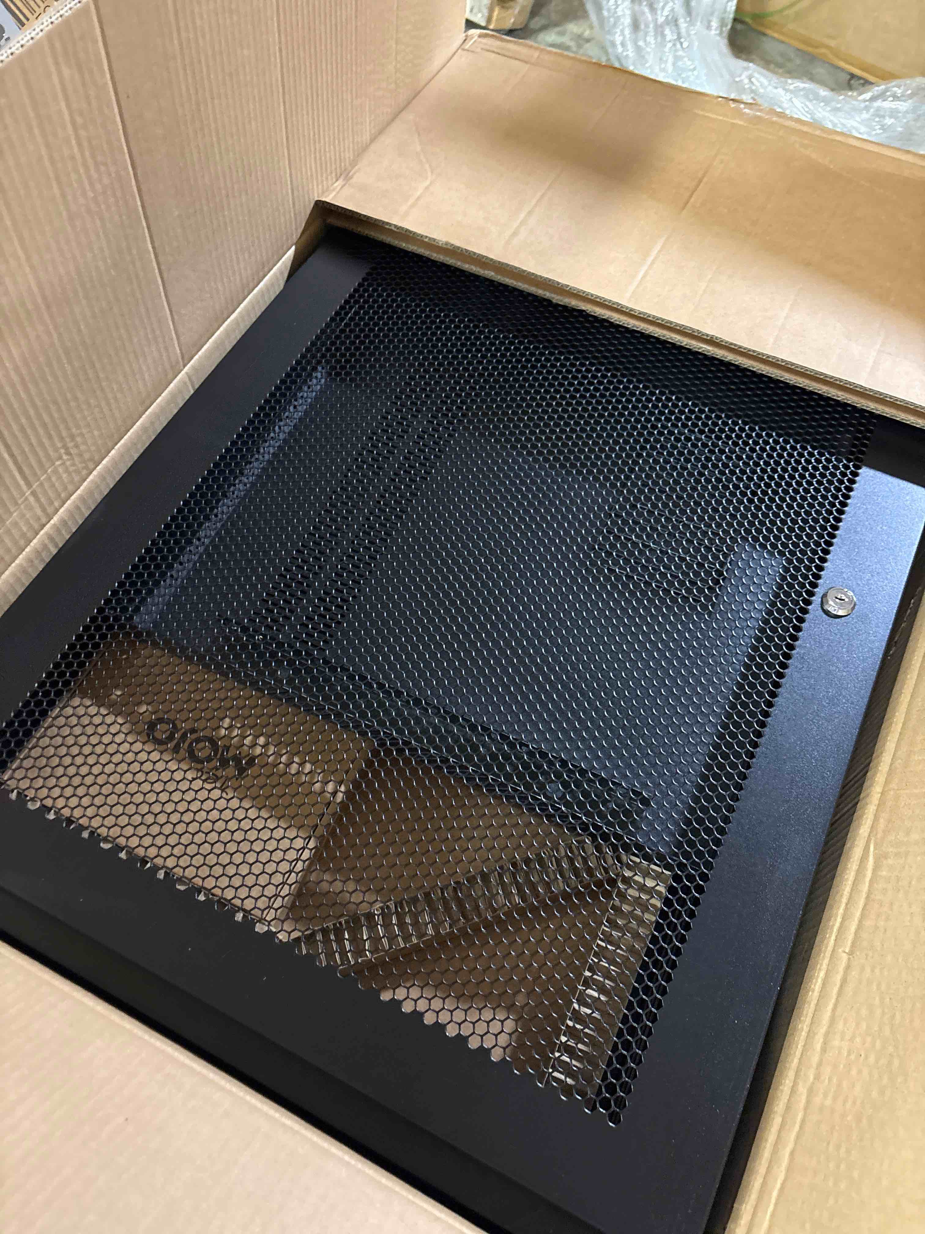 Condition photo showing New/Like New for Tecmojo 18U Wall Mount Rack Network Cabinet for 19" IT Equipment,with Lockable Mesh Door and Side Panels,Cooling Fan,Black,17.7inch Depth for AV/Computer/Electronics Equipment Data Rack