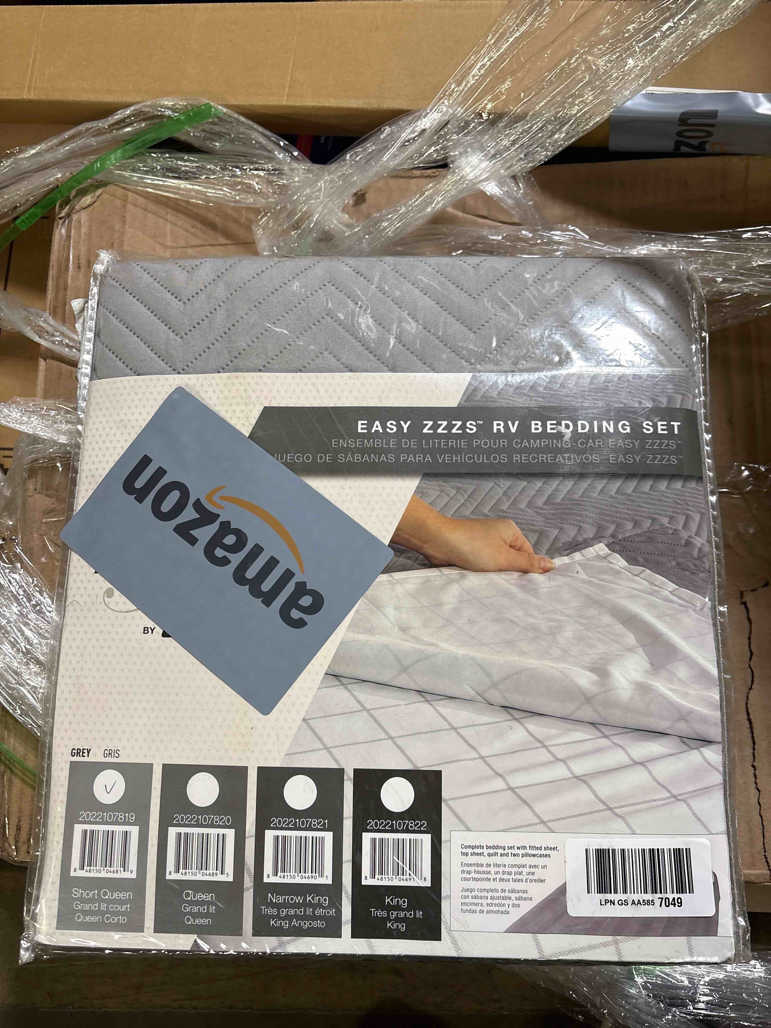Condition photo showing New/Like New for Lippert Easy Zzzs™ RV Bedding Set - Queen, Grey