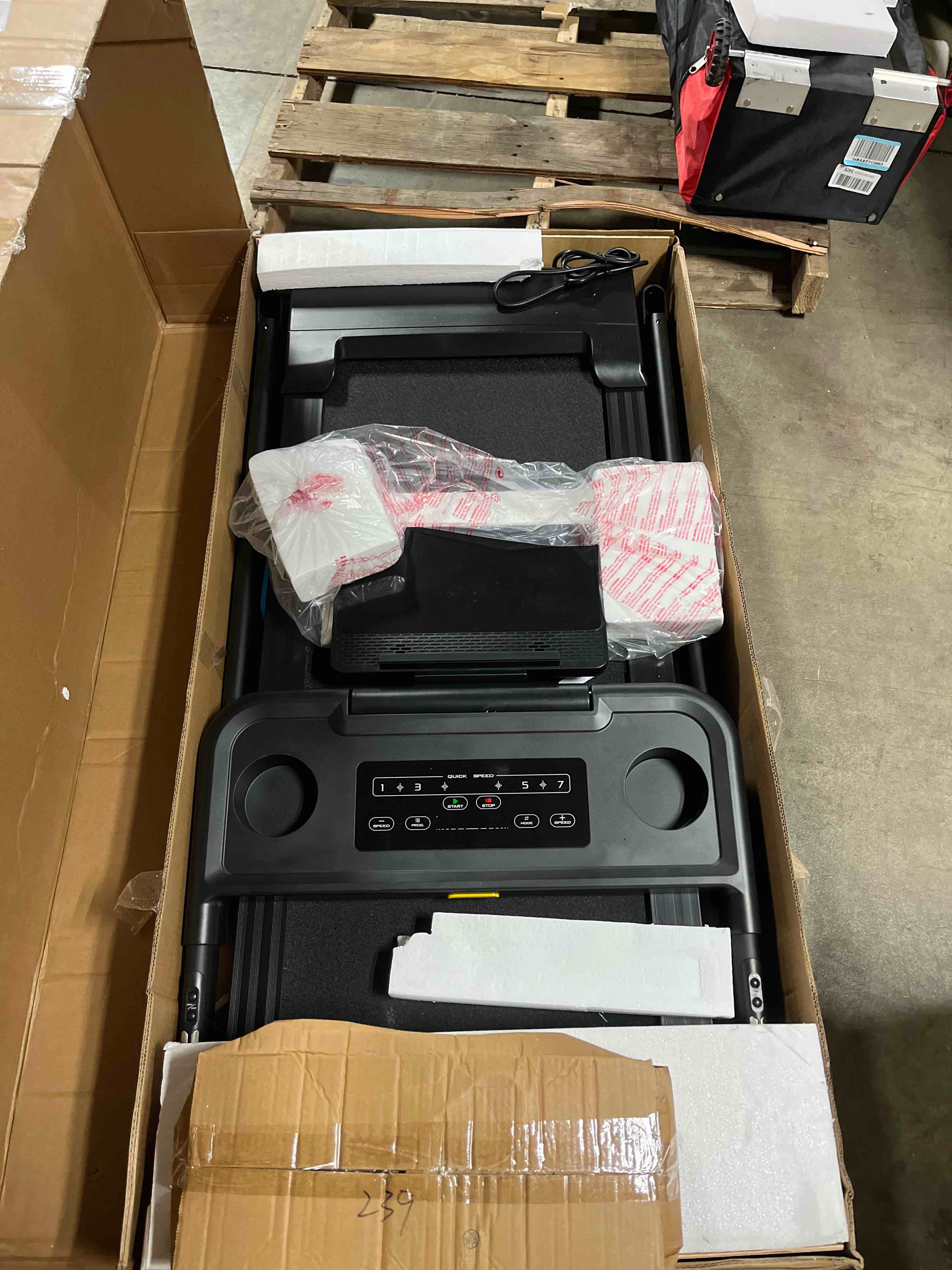 Condition photo showing New/Like New for Treadmills for Home, 350 lbs Capacity, 10 MPH, 3.0HP Incline Treadmill with Bluetooth APP, 17 * 46" Belt, Running Threadmills Machine, LCD Display, 36 Programs