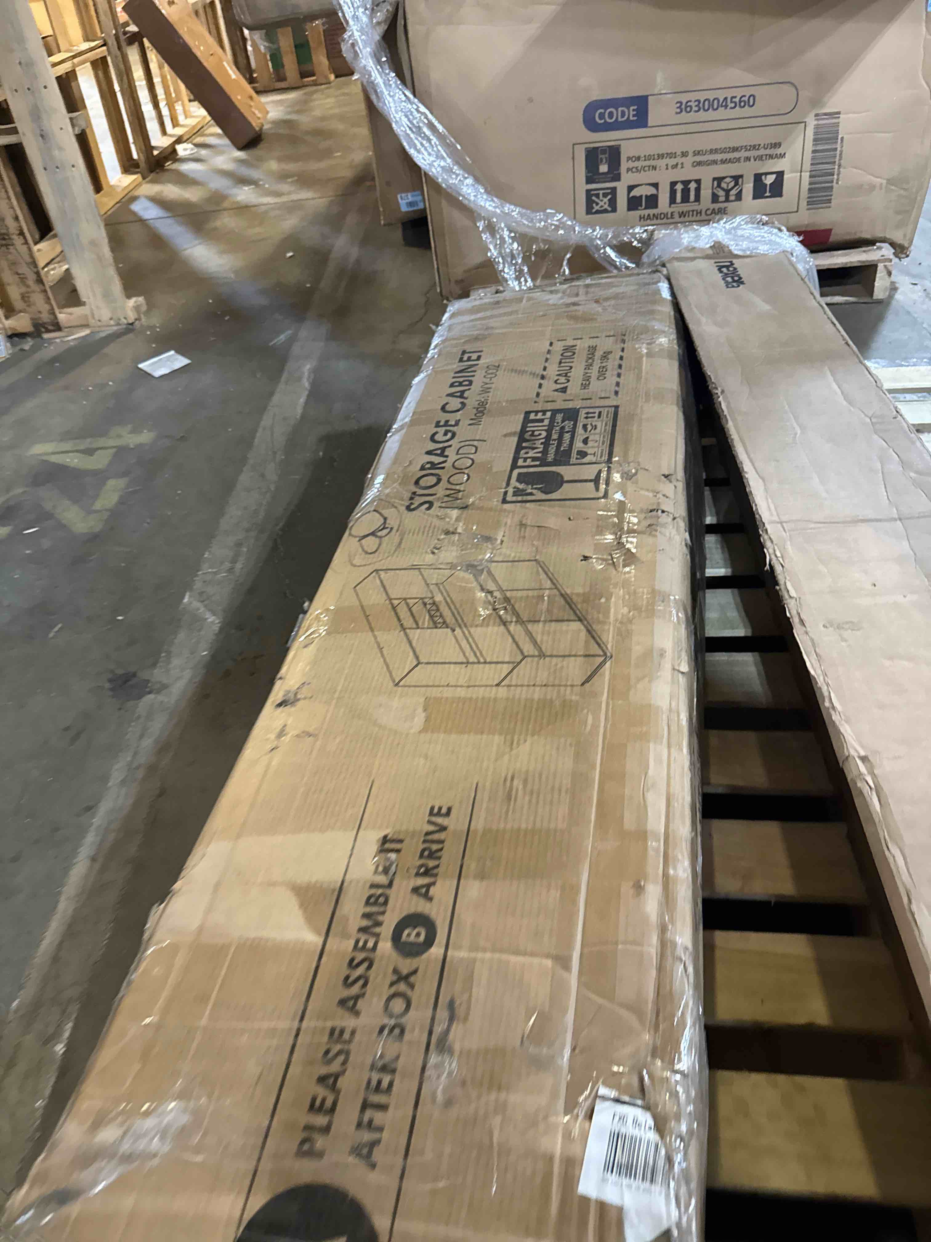 Condition photo showing Good Condition for kwoking 78" height sideboard 5 doors 3 drawer dining cupboard living room nordic dining sideboard integrated wall-mounted high cabinet living room storage tea wine cabinet white 63" l x 16" w x 77" h ( incomplete box a only)