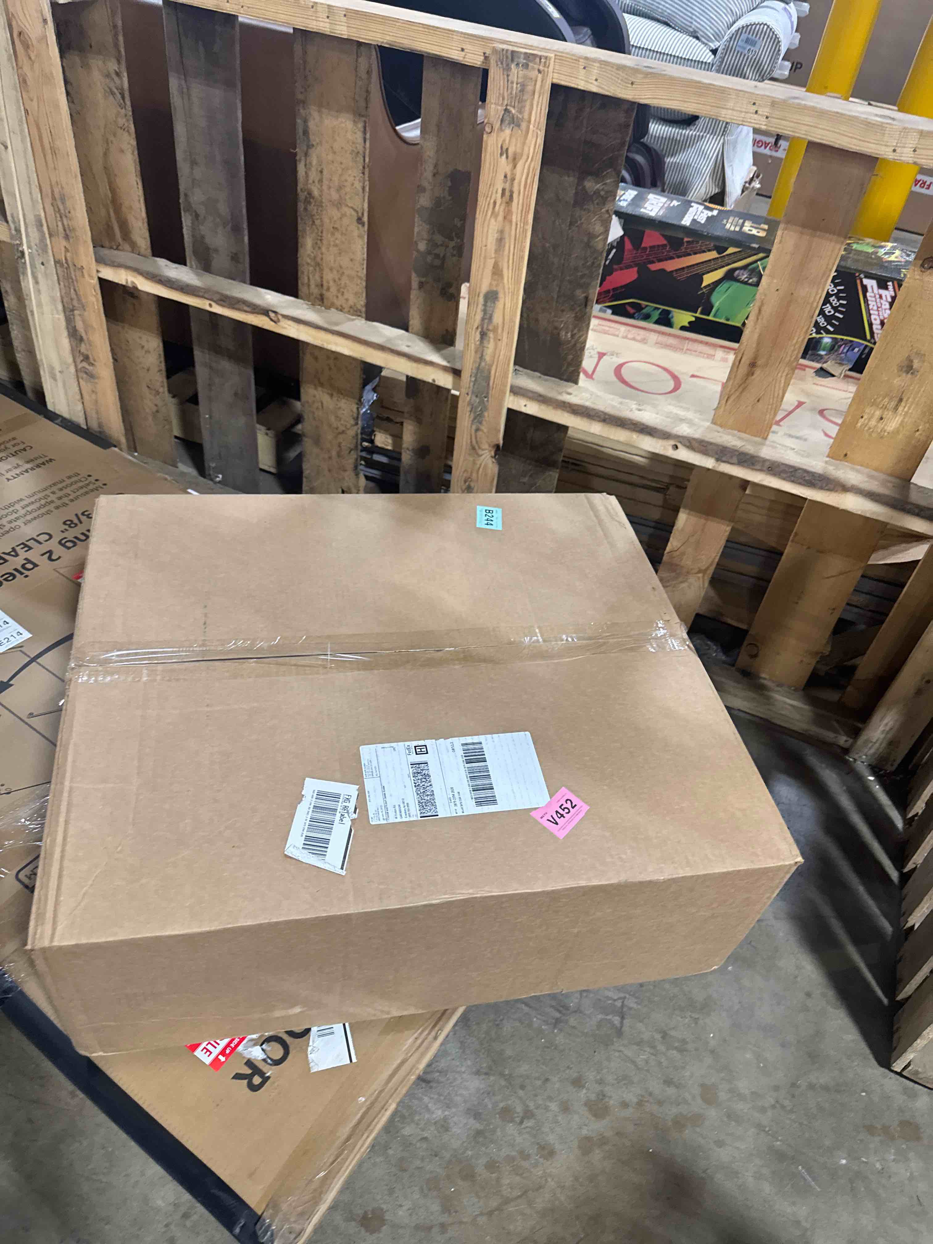 https://s3.amazonaws.com/lotting-images-prod/phillipi/TEA4211767_1776174562641.jpeg