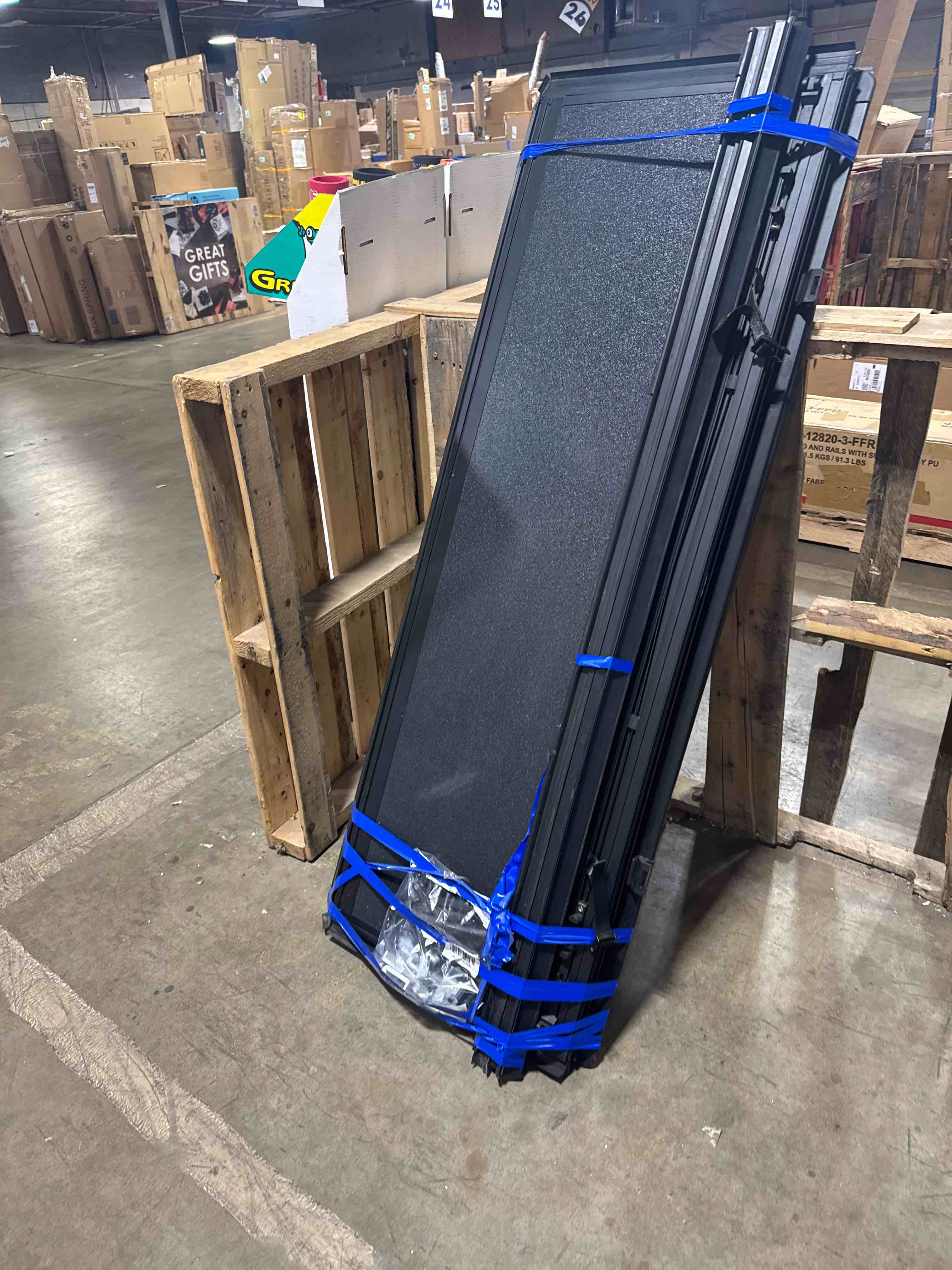 Condition photo showing Good Condition for hilux pickup trucks bed heavy duty folding hard top tri fold tonneau cover ( 5.5 ft)