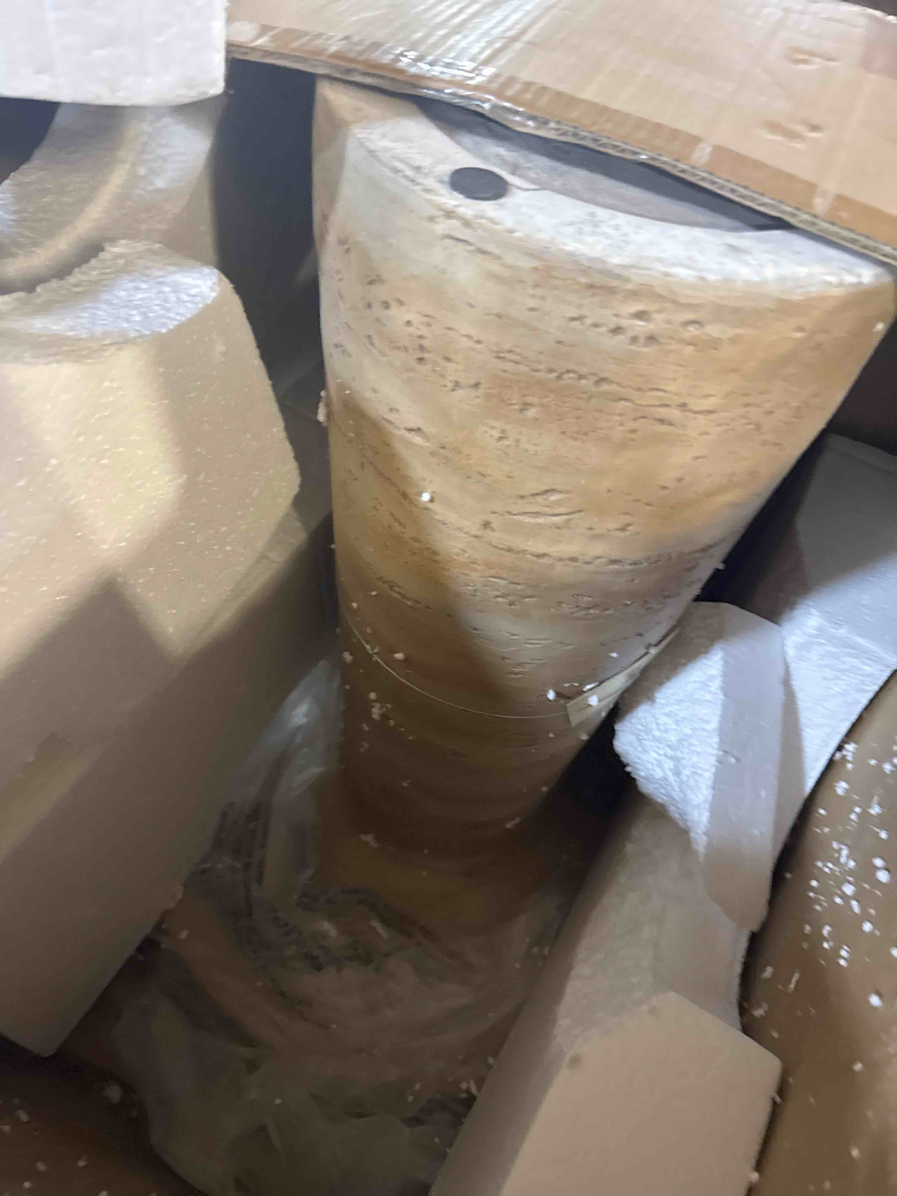 Condition photo showing New/Like New for durable magnesium 22 x 22 x 25.5 inch cream round side table with pedestal base