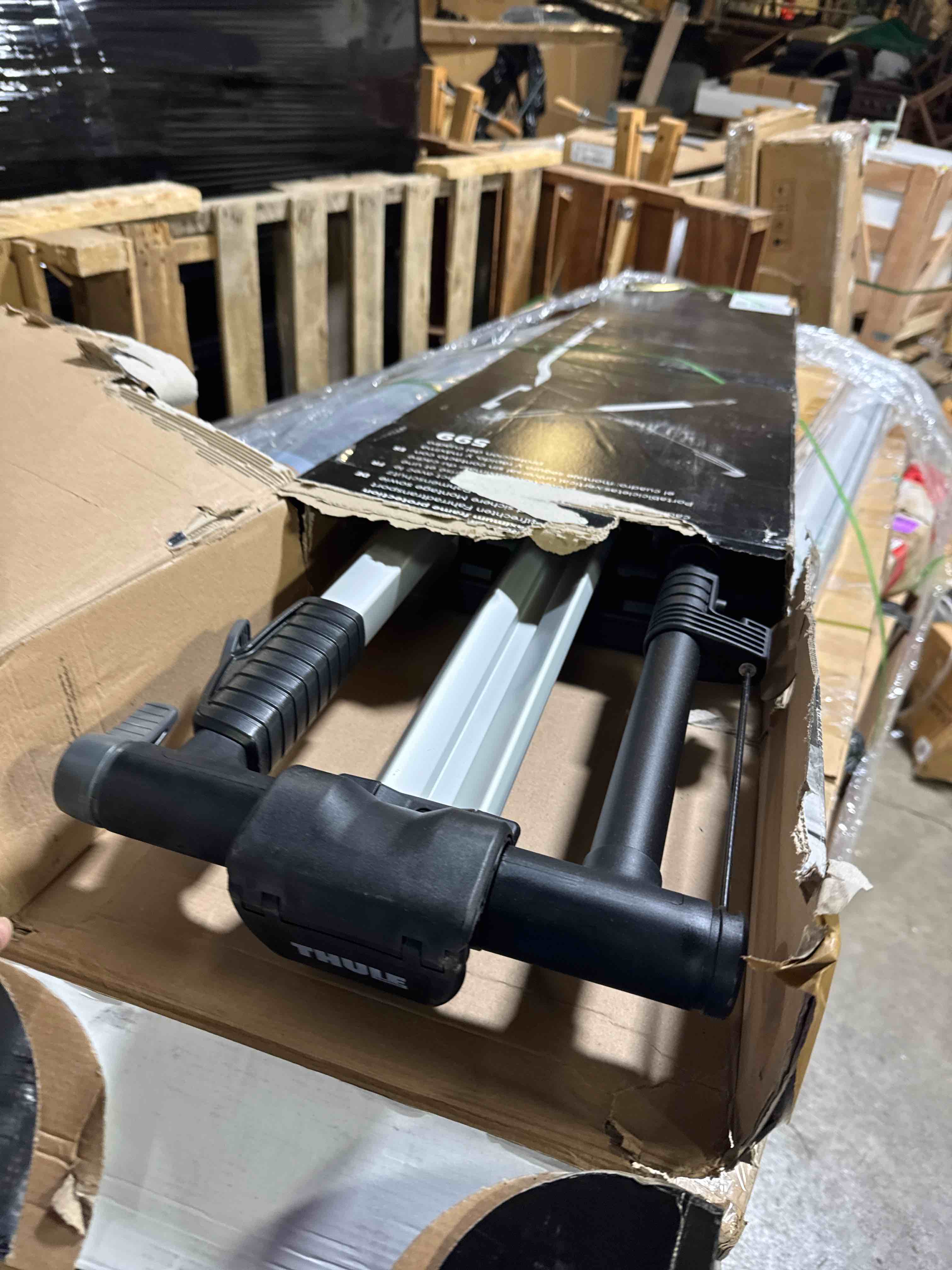 Condition photo showing New/Like New for thule upride roof bike rack