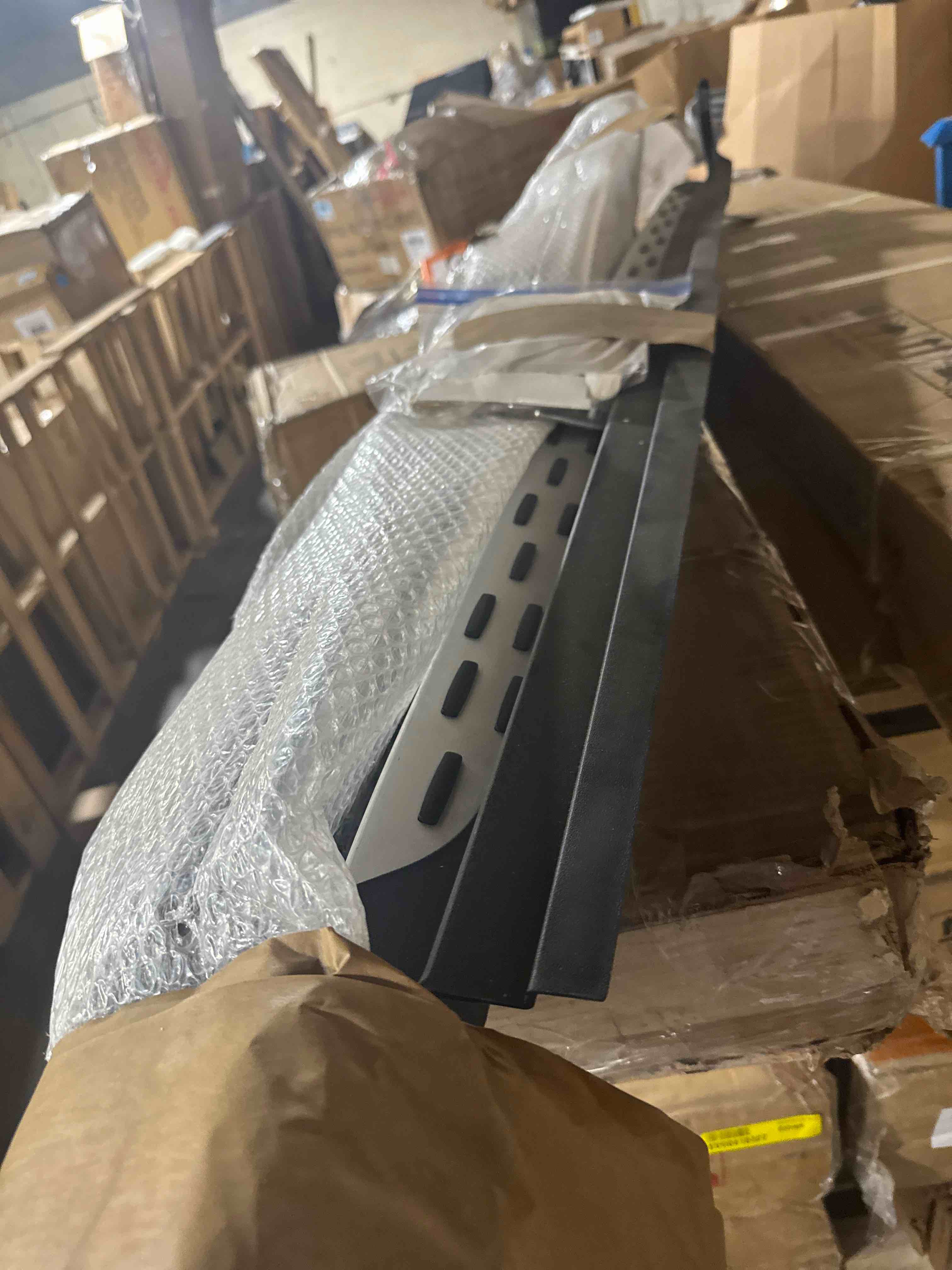 Condition photo showing Good Condition for running boards 2pcs for benz gla x156 2014-2019 side steps complete kit nerf bar with particles