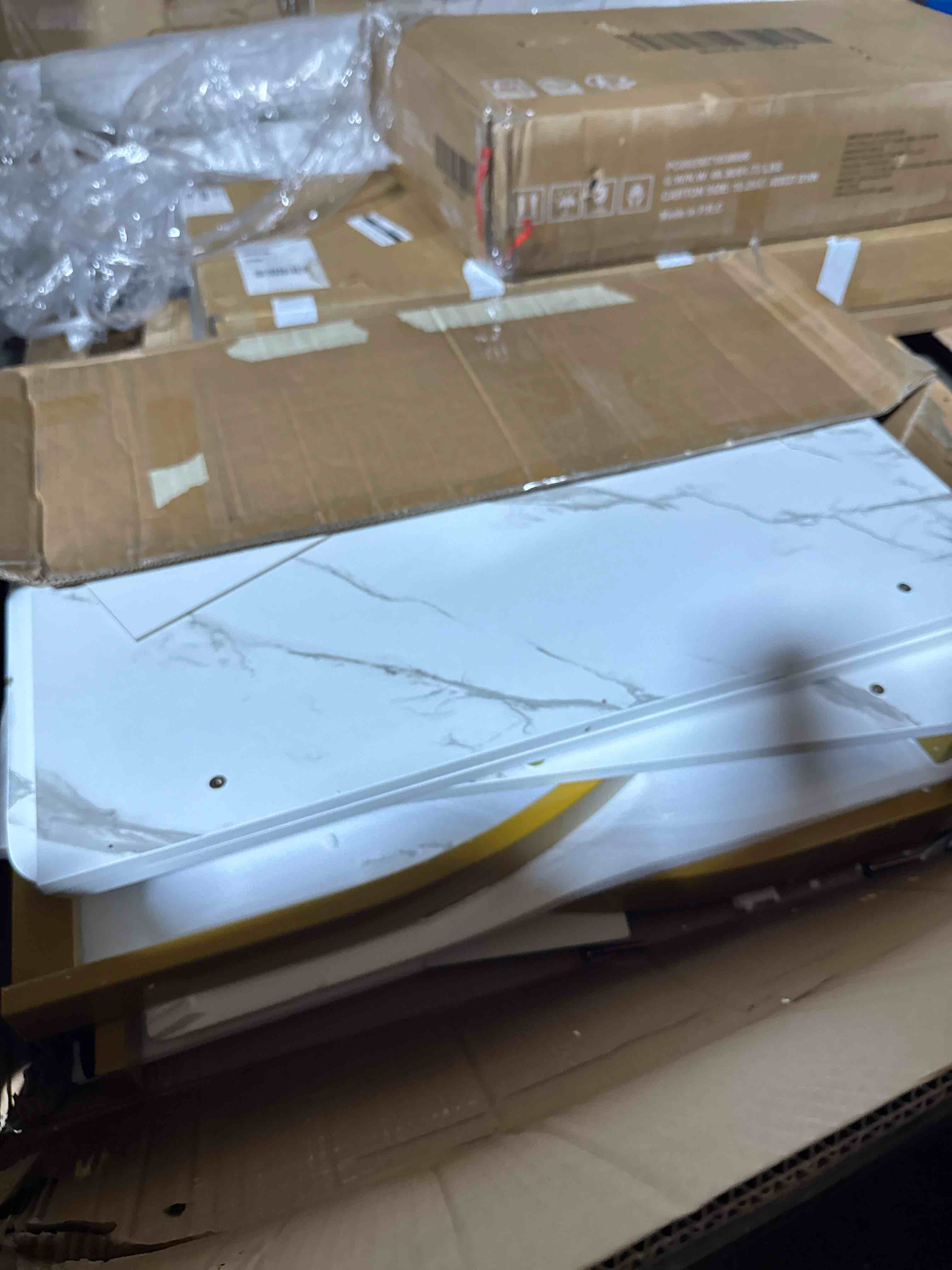 https://s3.amazonaws.com/lotting-images-prod/phillipi/TEA4211888_1776959060953.jpeg