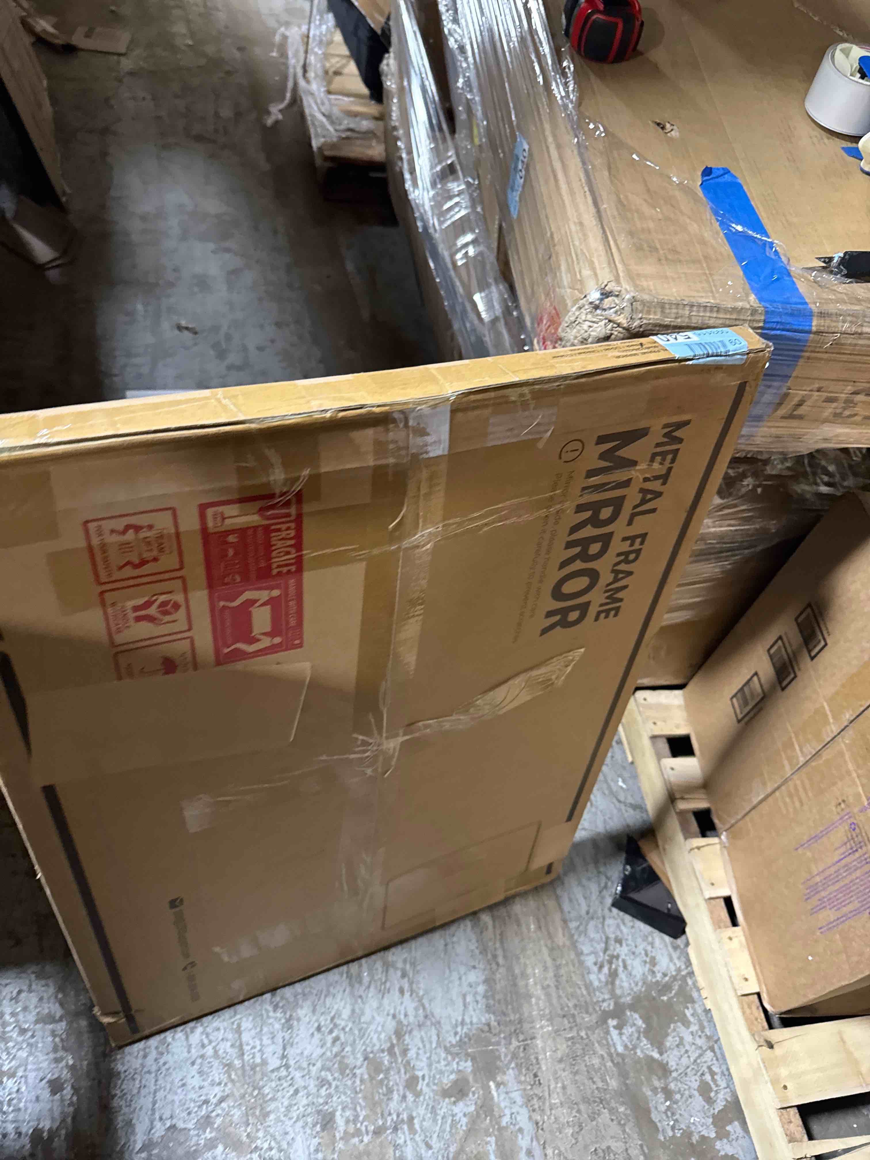 https://s3.amazonaws.com/lotting-images-prod/phillipi/TEA4211896_1776961464542.jpeg