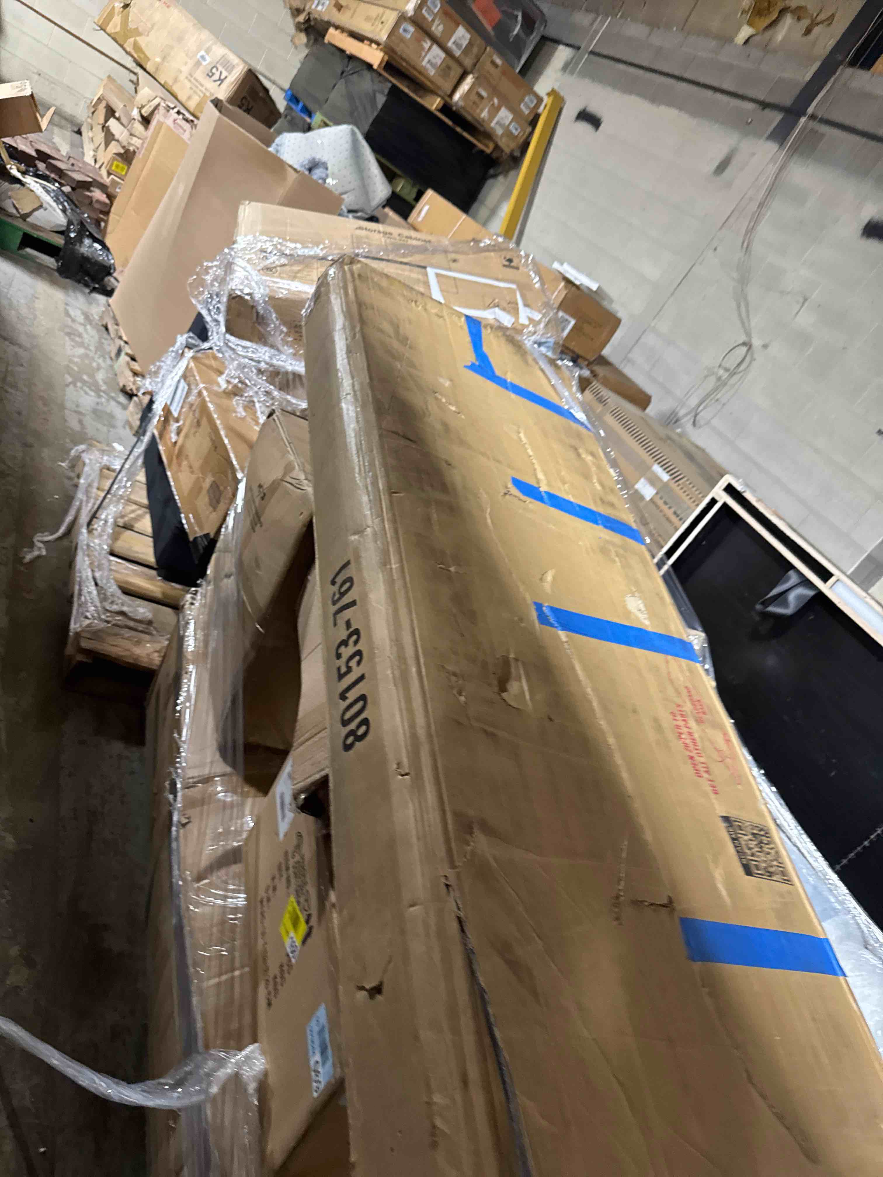 https://s3.amazonaws.com/lotting-images-prod/phillipi/TEA4211901_1776962486930.jpeg