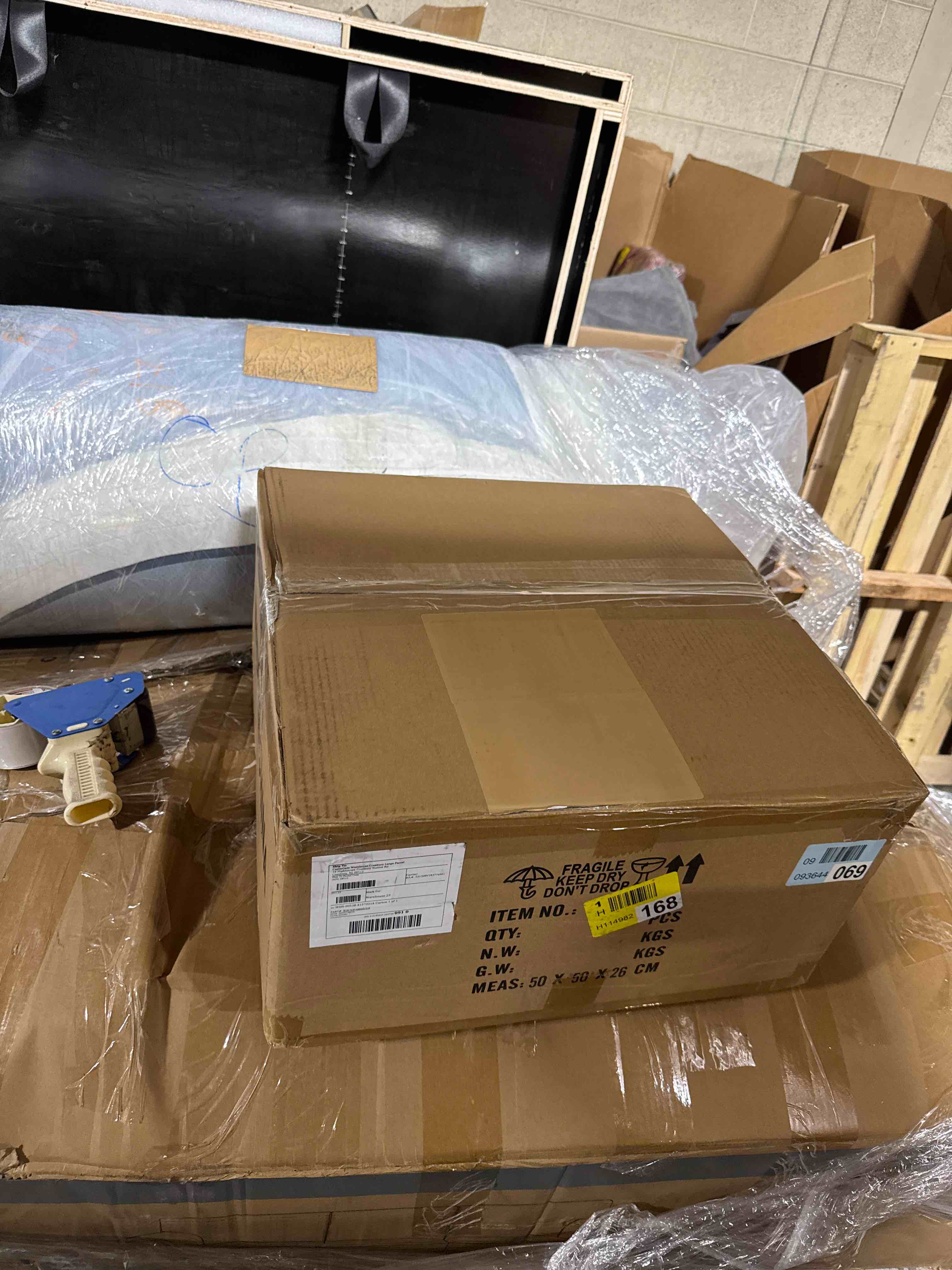 https://s3.amazonaws.com/lotting-images-prod/phillipi/TEA4211904_1776962880337.jpeg