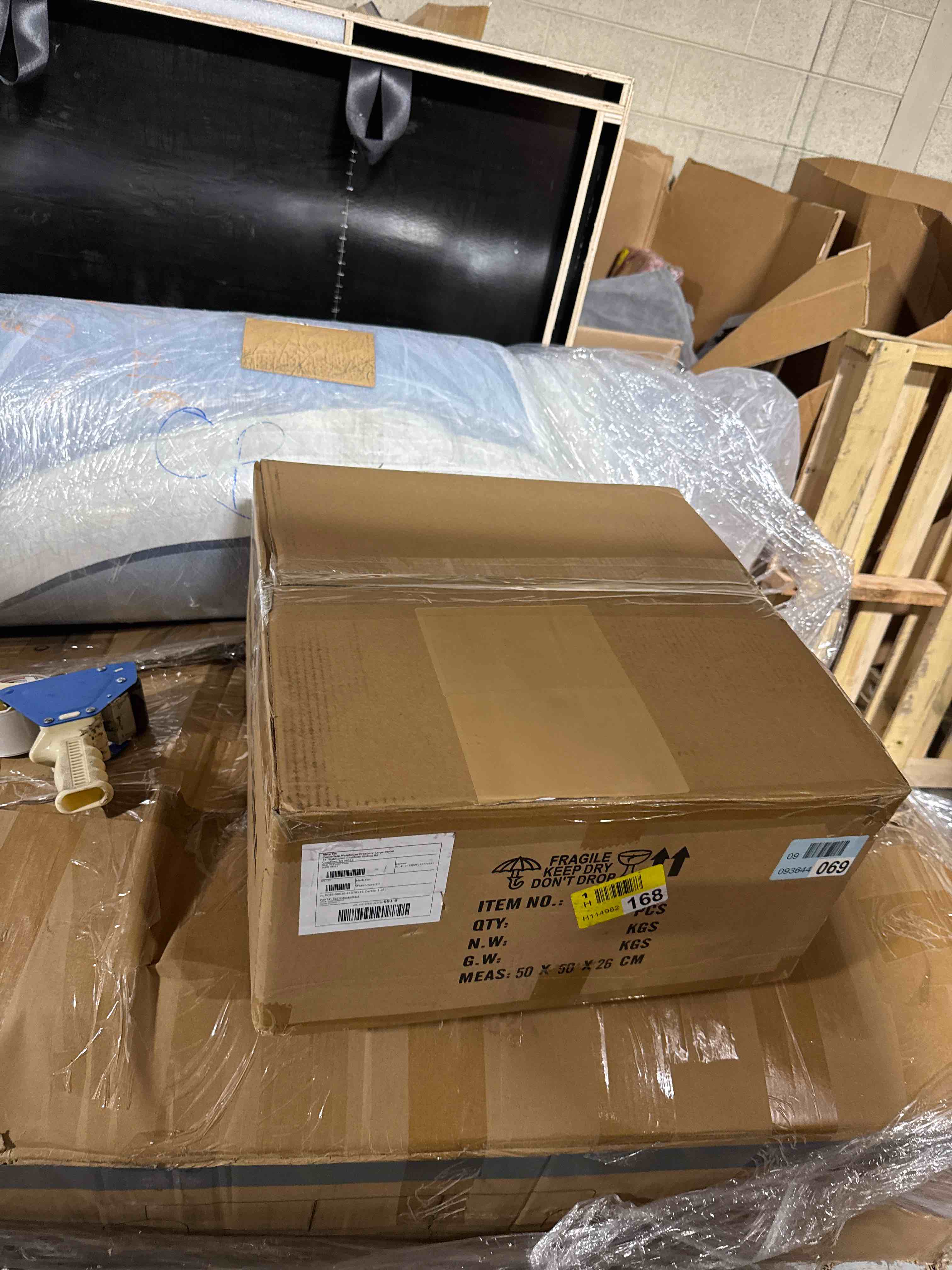 https://s3.amazonaws.com/lotting-images-prod/phillipi/TEA4211904_1776962881377.jpeg