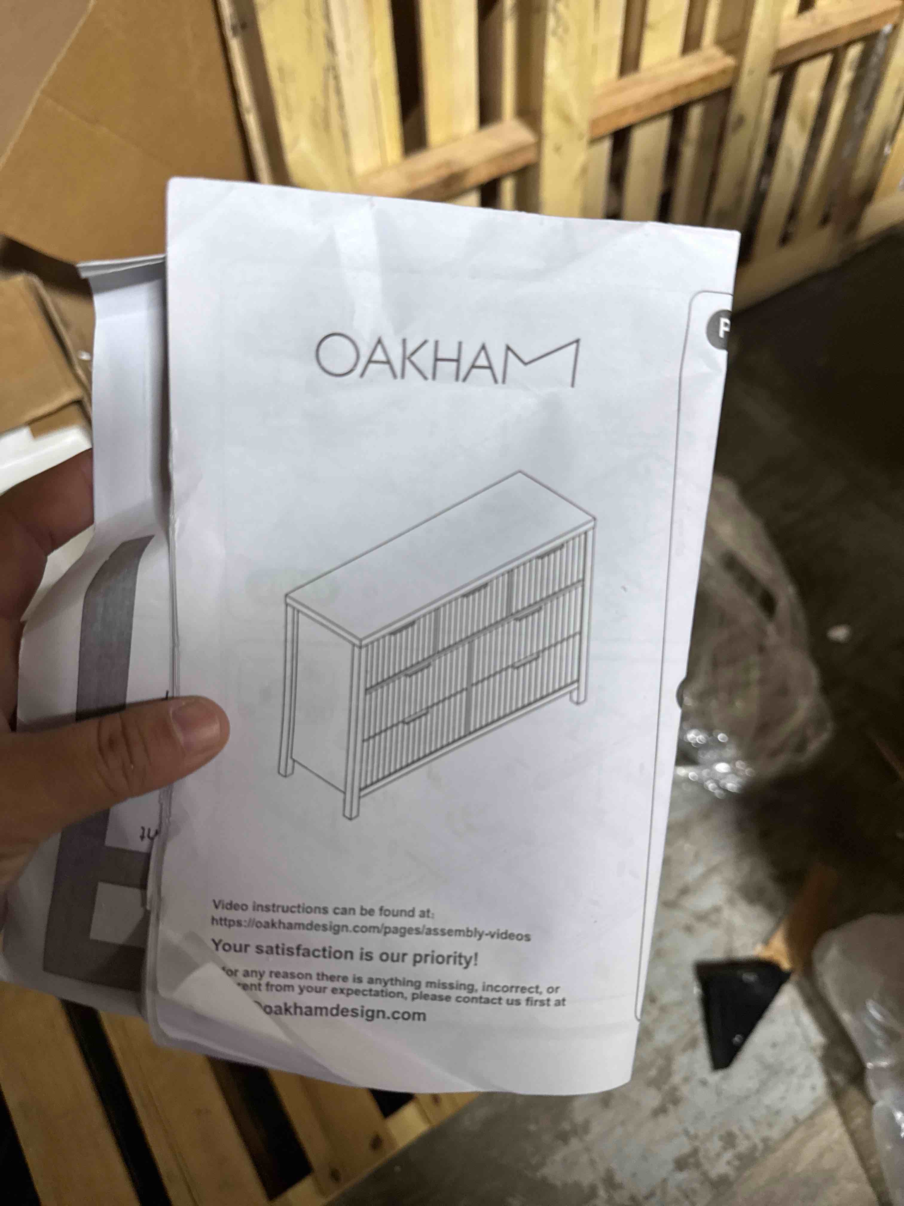 Condition photo showing Good Condition for oakham 46.5" w 7 - drawer dresser