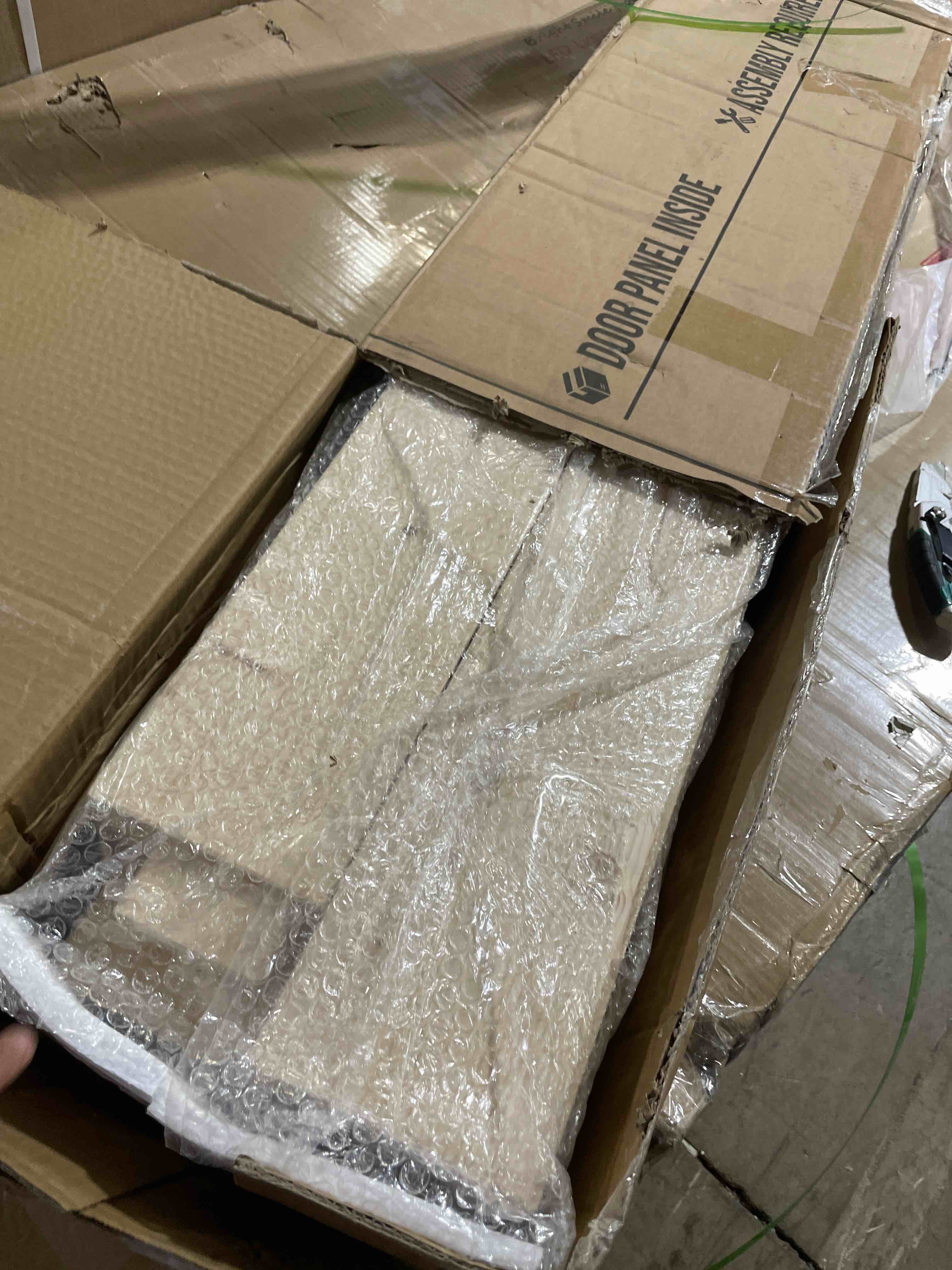 https://s3.amazonaws.com/lotting-images-prod/phillipi/TEA4211997_1777296799412.jpeg