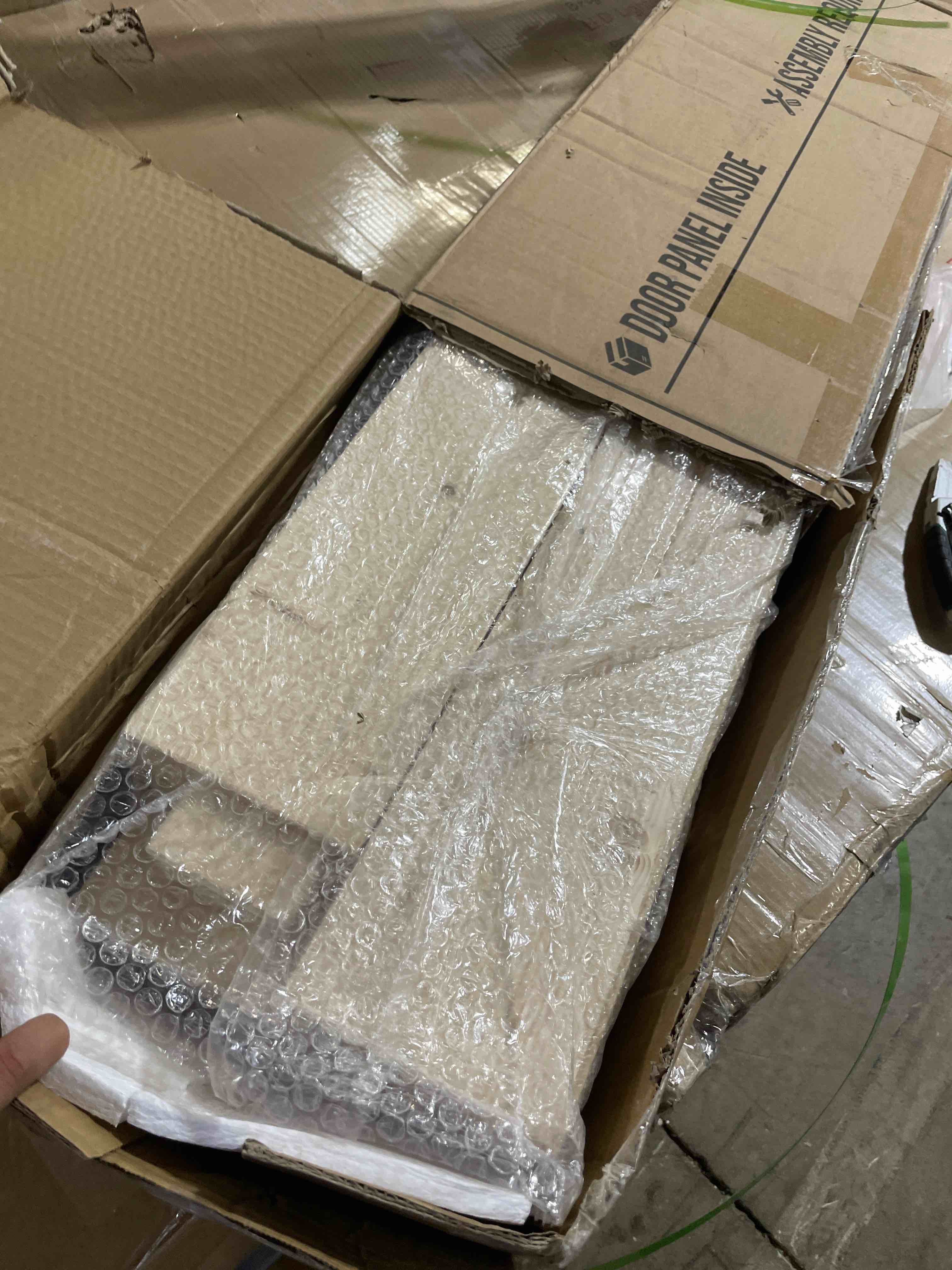 https://s3.amazonaws.com/lotting-images-prod/phillipi/TEA4211997_1777296800265.jpeg