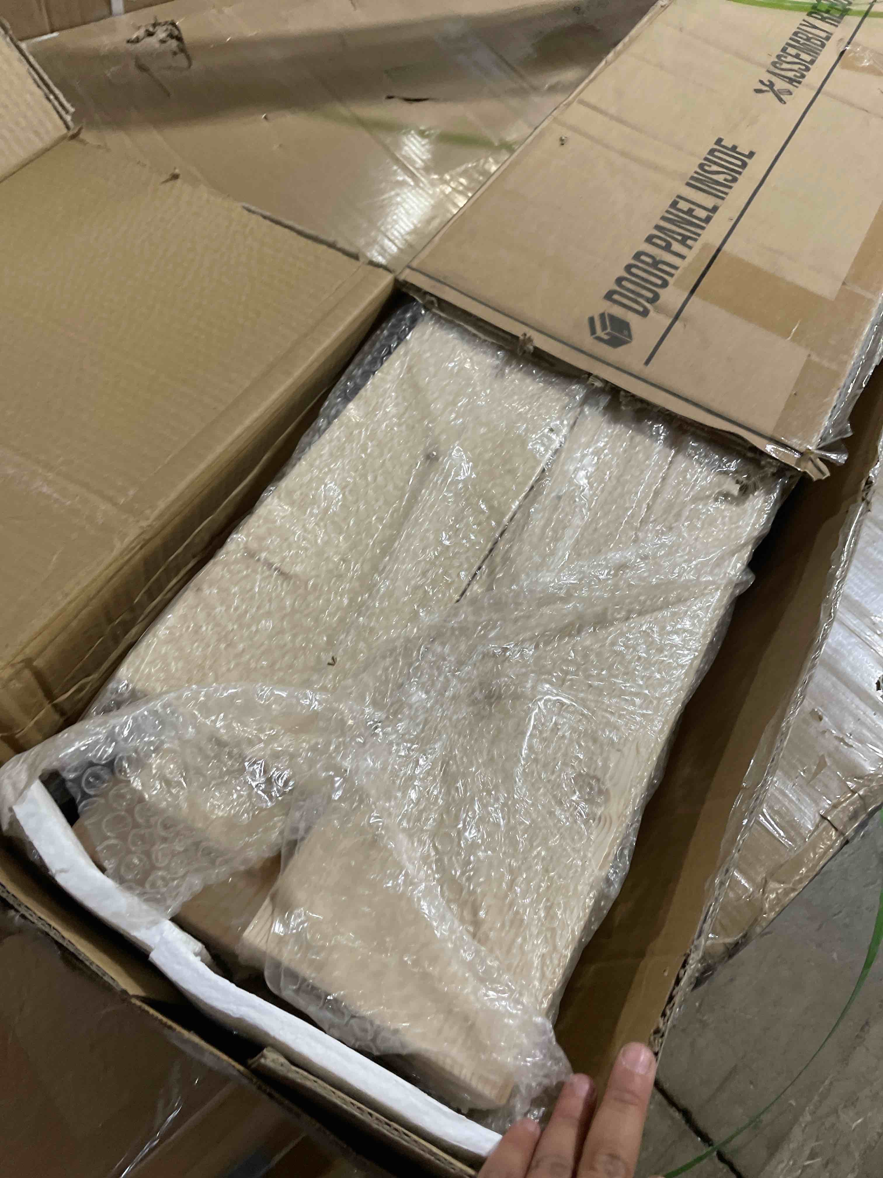 https://s3.amazonaws.com/lotting-images-prod/phillipi/TEA4211997_1777296802390.jpeg