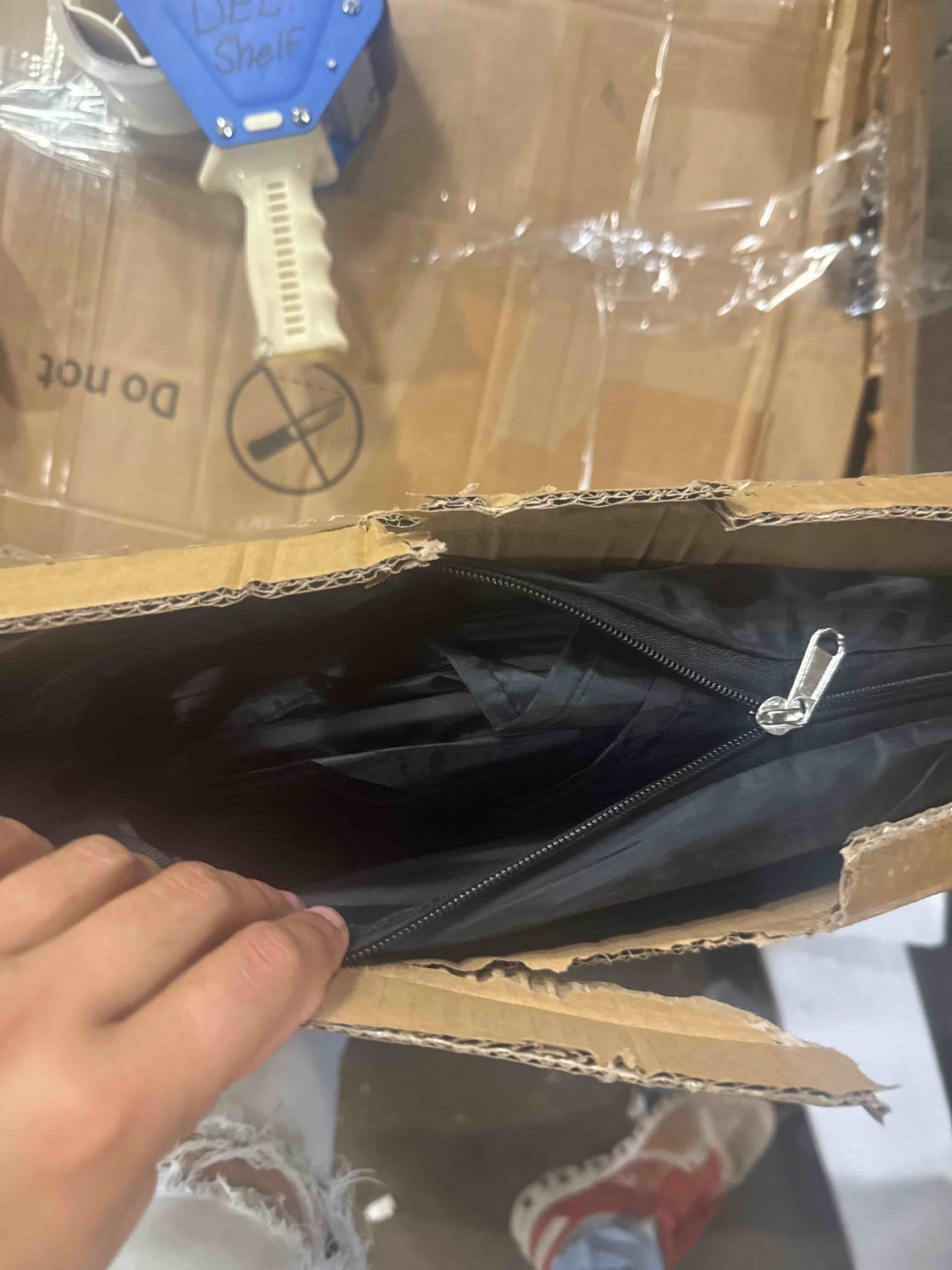 https://s3.amazonaws.com/lotting-images-prod/phillipi/TEA4212019_1777395048213.jpeg