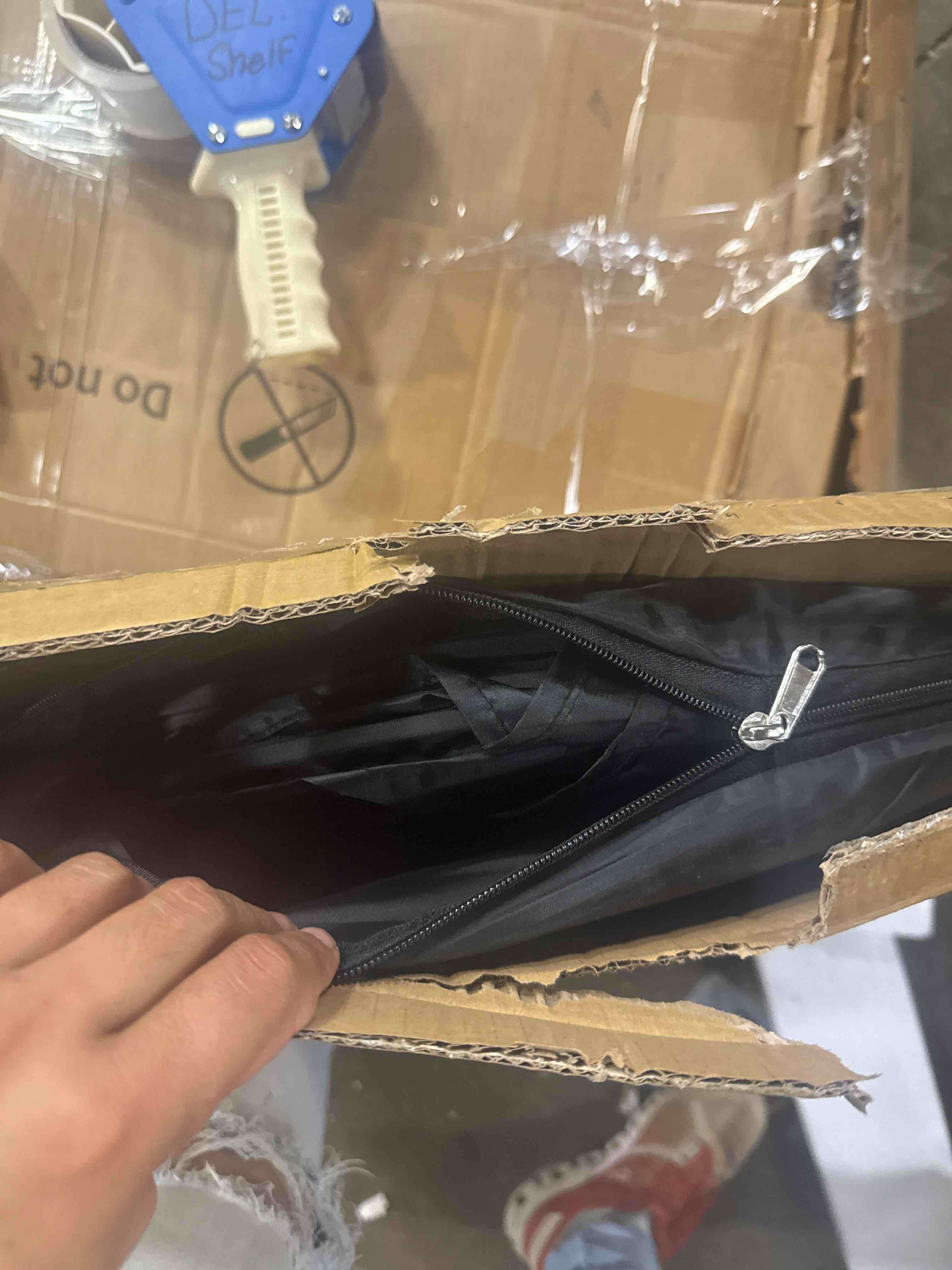 https://s3.amazonaws.com/lotting-images-prod/phillipi/TEA4212019_1777395048964.jpeg