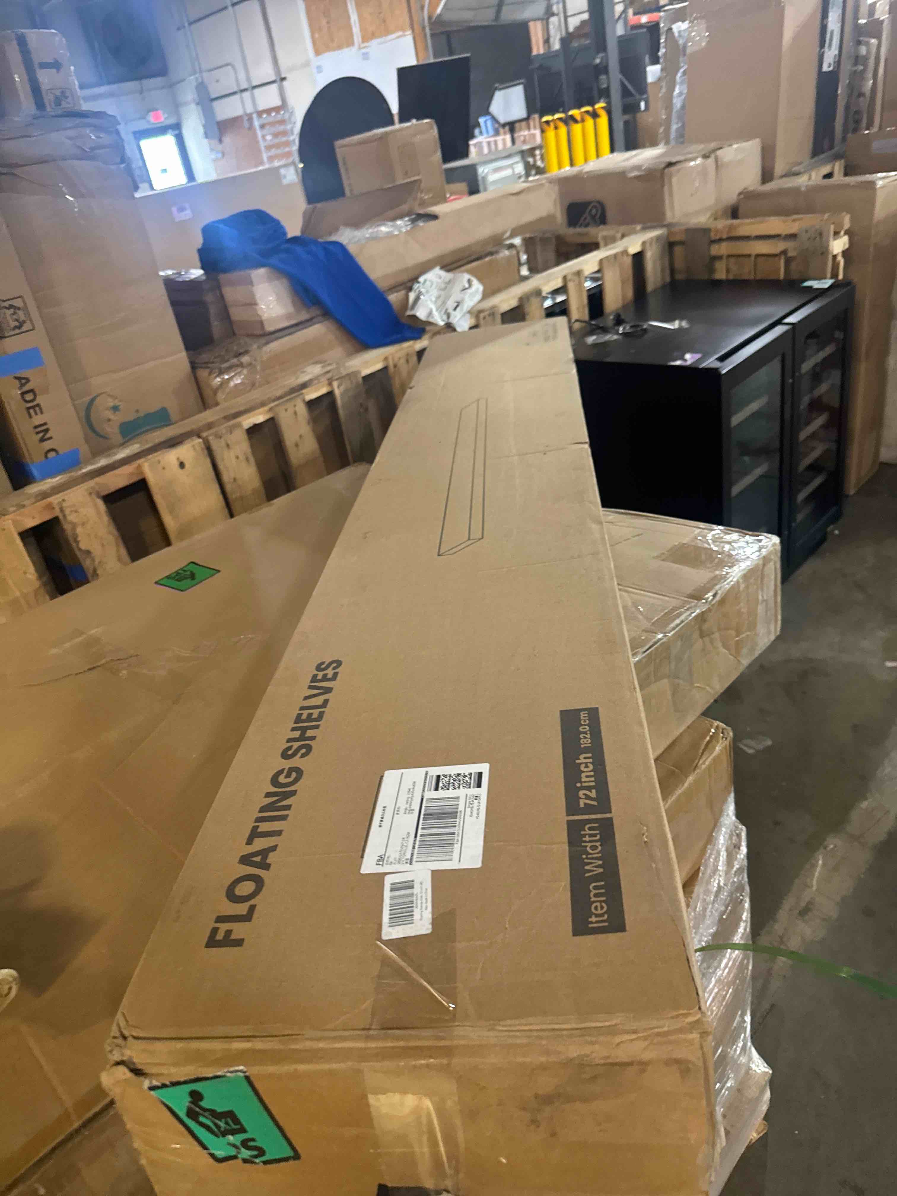 https://s3.amazonaws.com/lotting-images-prod/phillipi/TEA4212024_1777396132637.jpeg