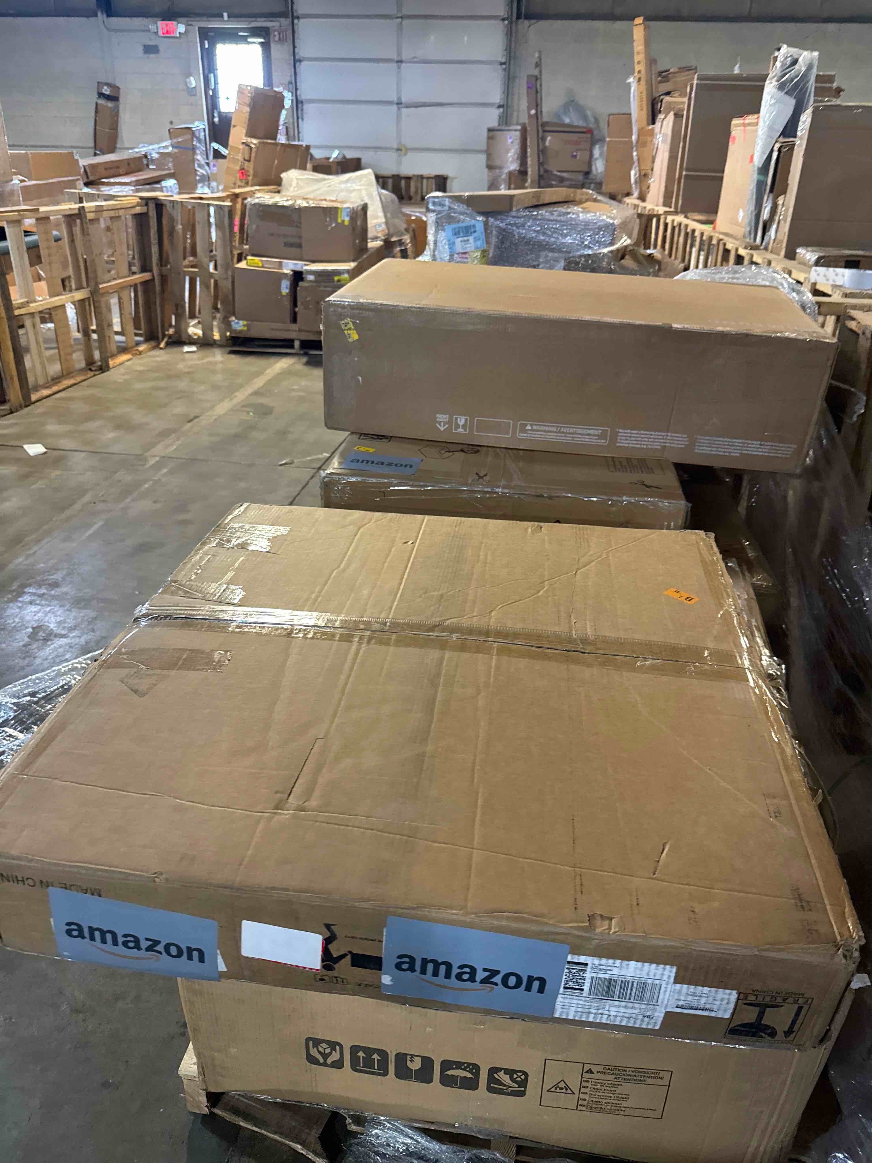 https://s3.amazonaws.com/lotting-images-prod/phillipi/TEA4212026_1777396506649.jpeg