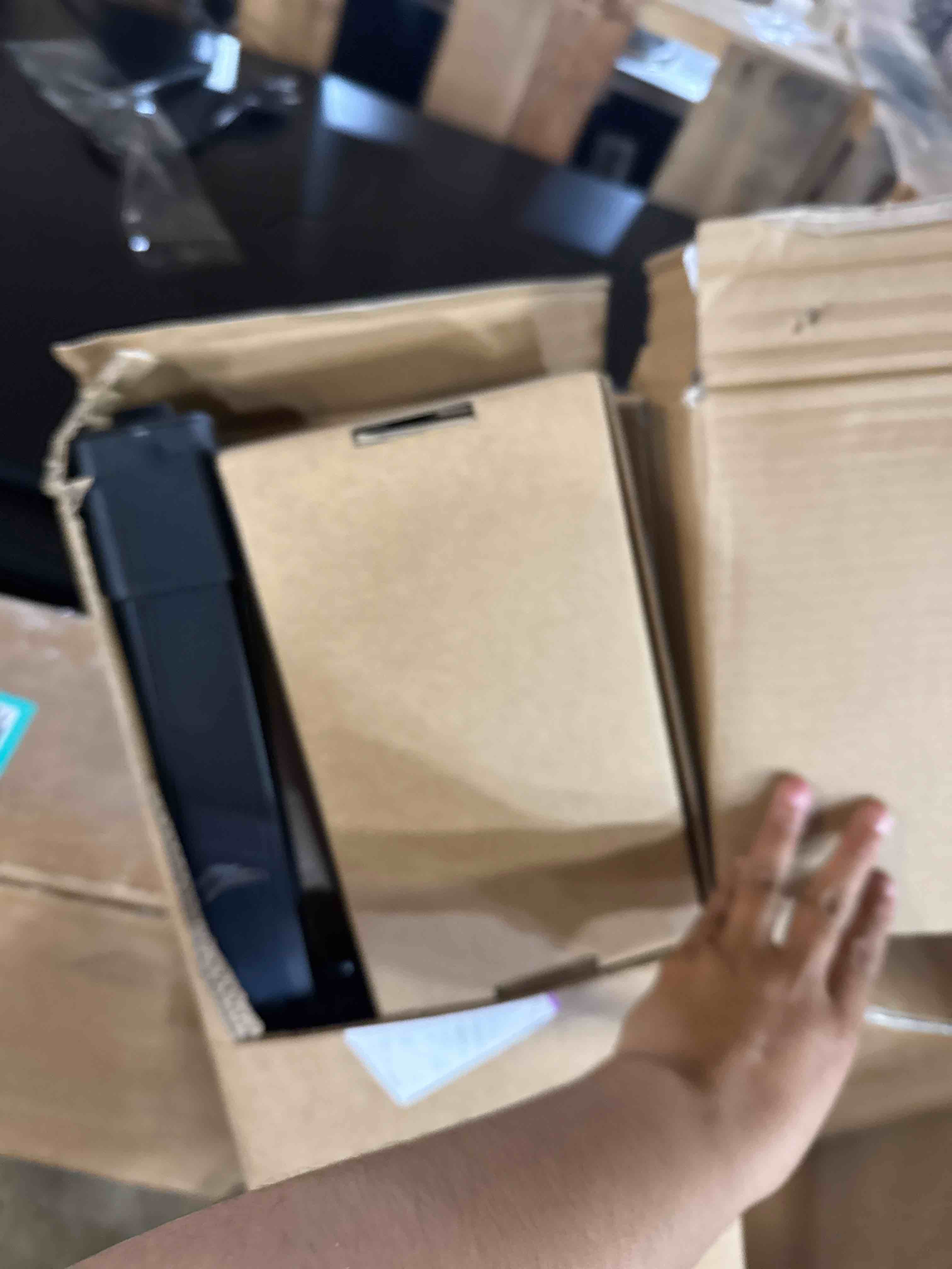 https://s3.amazonaws.com/lotting-images-prod/phillipi/TEA4212027_1777396579754.jpeg