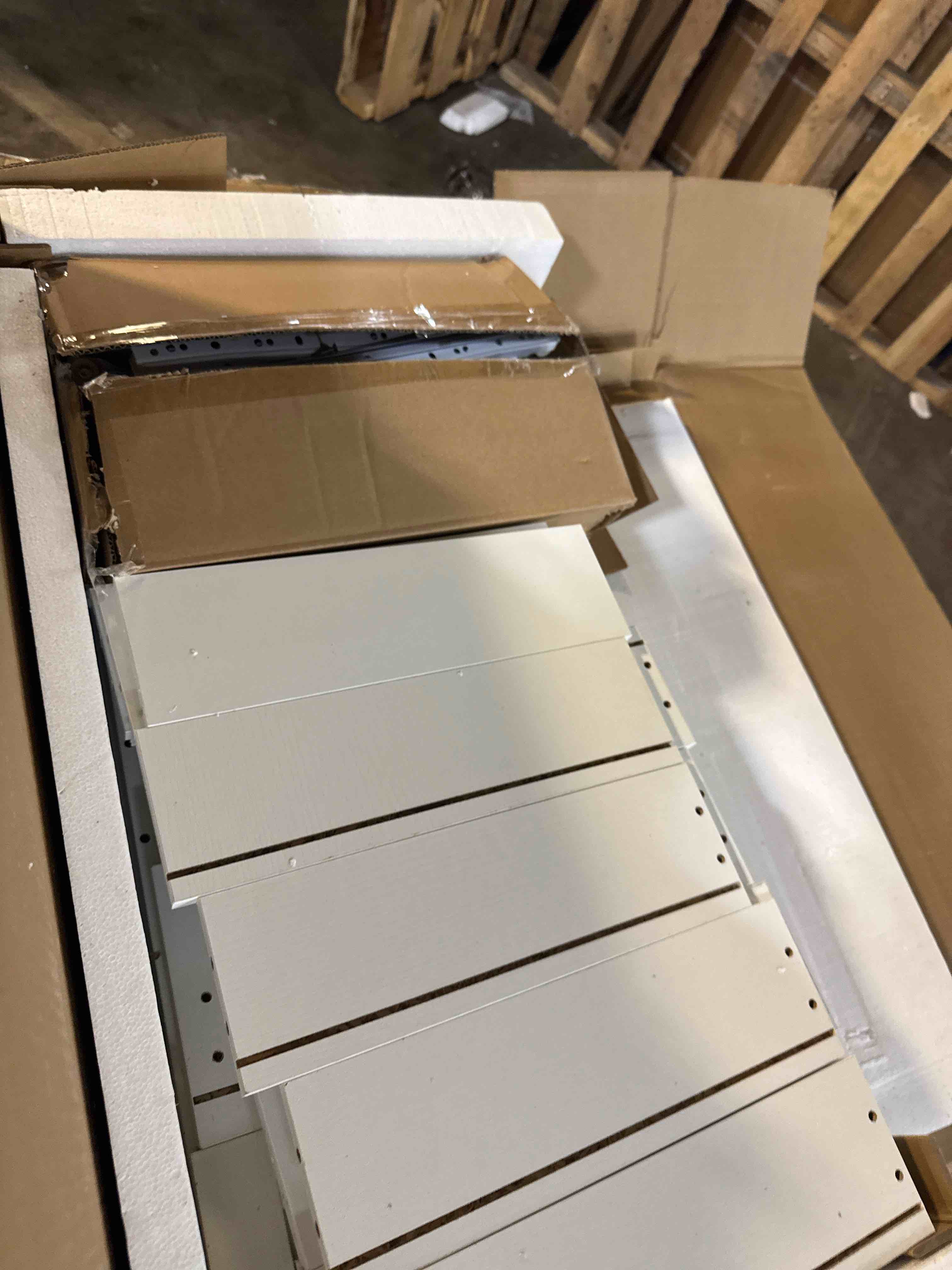 https://s3.amazonaws.com/lotting-images-prod/phillipi/TEA4212030_1777398062773.jpeg