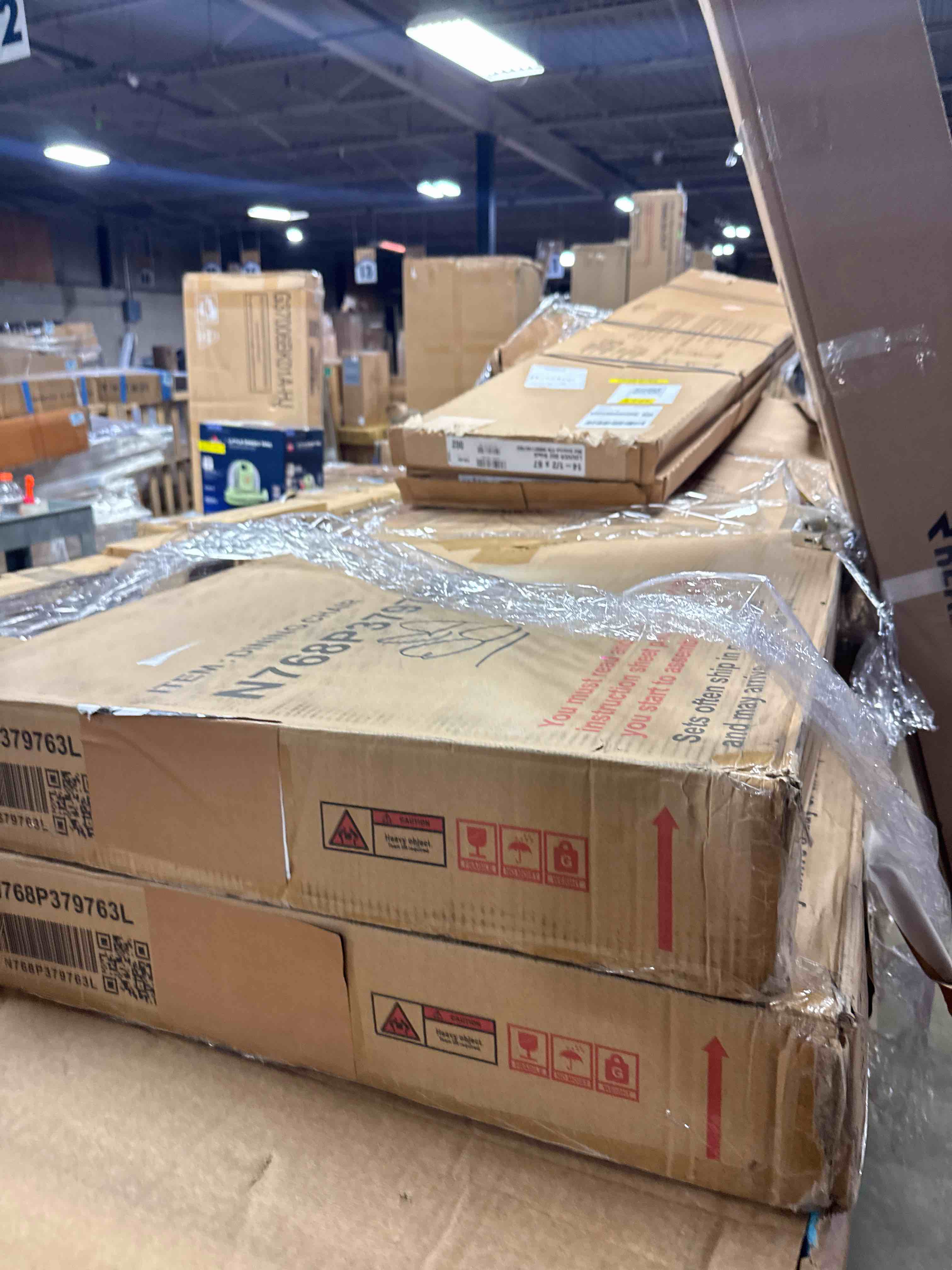 https://s3.amazonaws.com/lotting-images-prod/phillipi/TEA4212058_1777914114609.jpeg