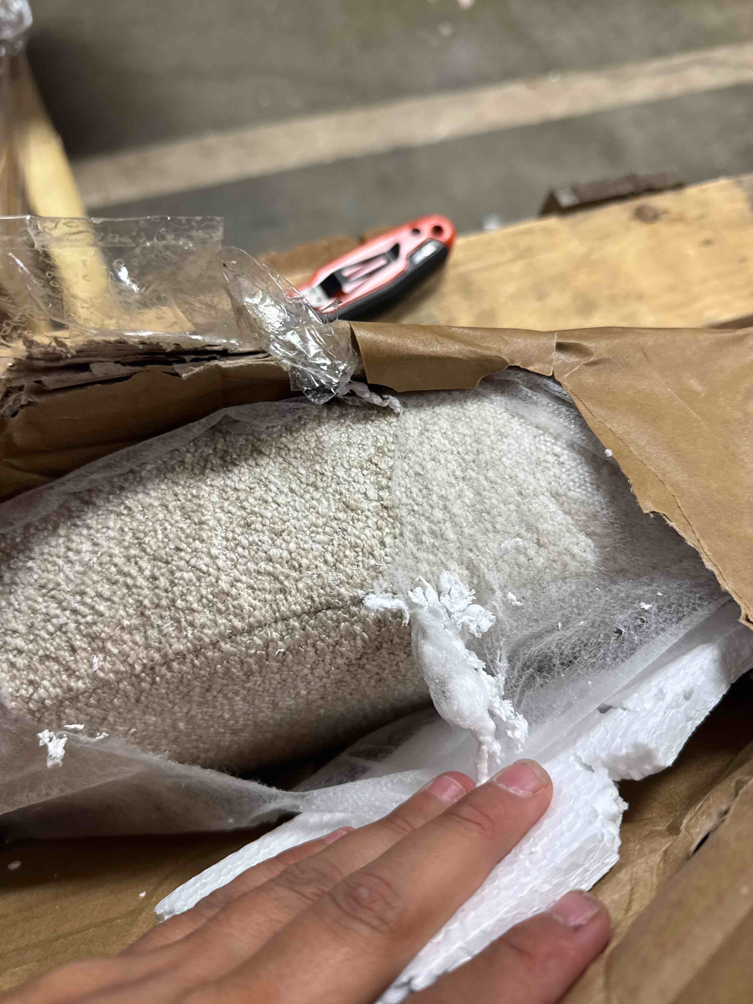 https://s3.amazonaws.com/lotting-images-prod/phillipi/TEA4212064_1777915816563.jpeg
