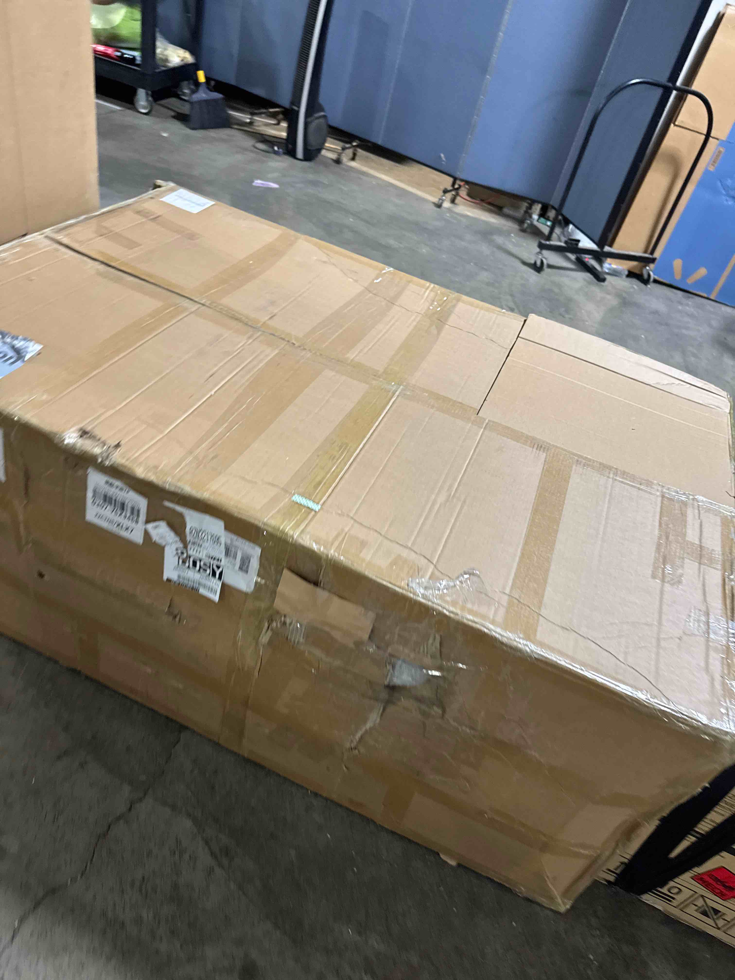 https://s3.amazonaws.com/lotting-images-prod/phillipi/TEA4212081_1778007068472.jpeg