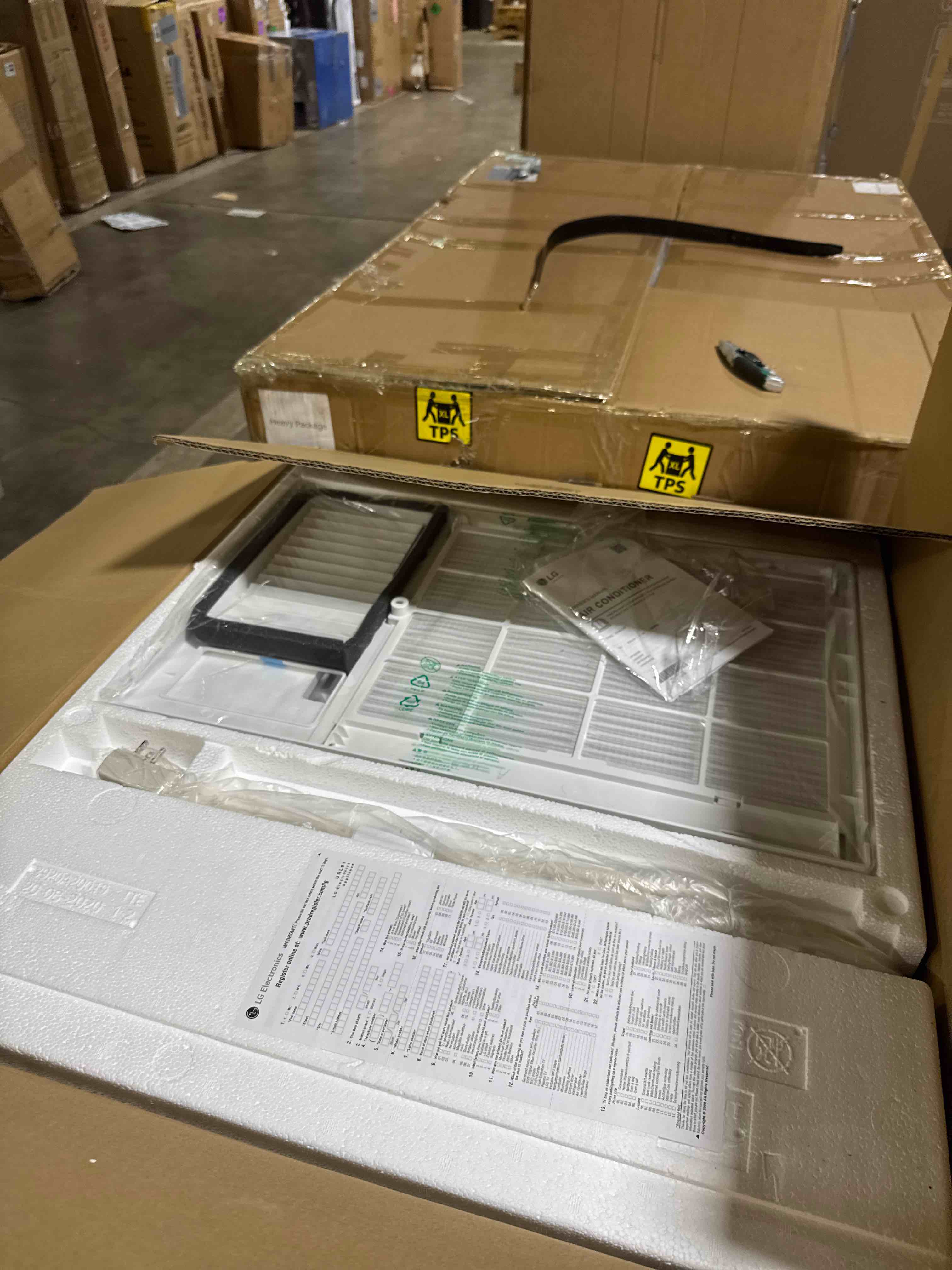https://s3.amazonaws.com/lotting-images-prod/phillipi/TEA4212082_1778007424073.jpeg