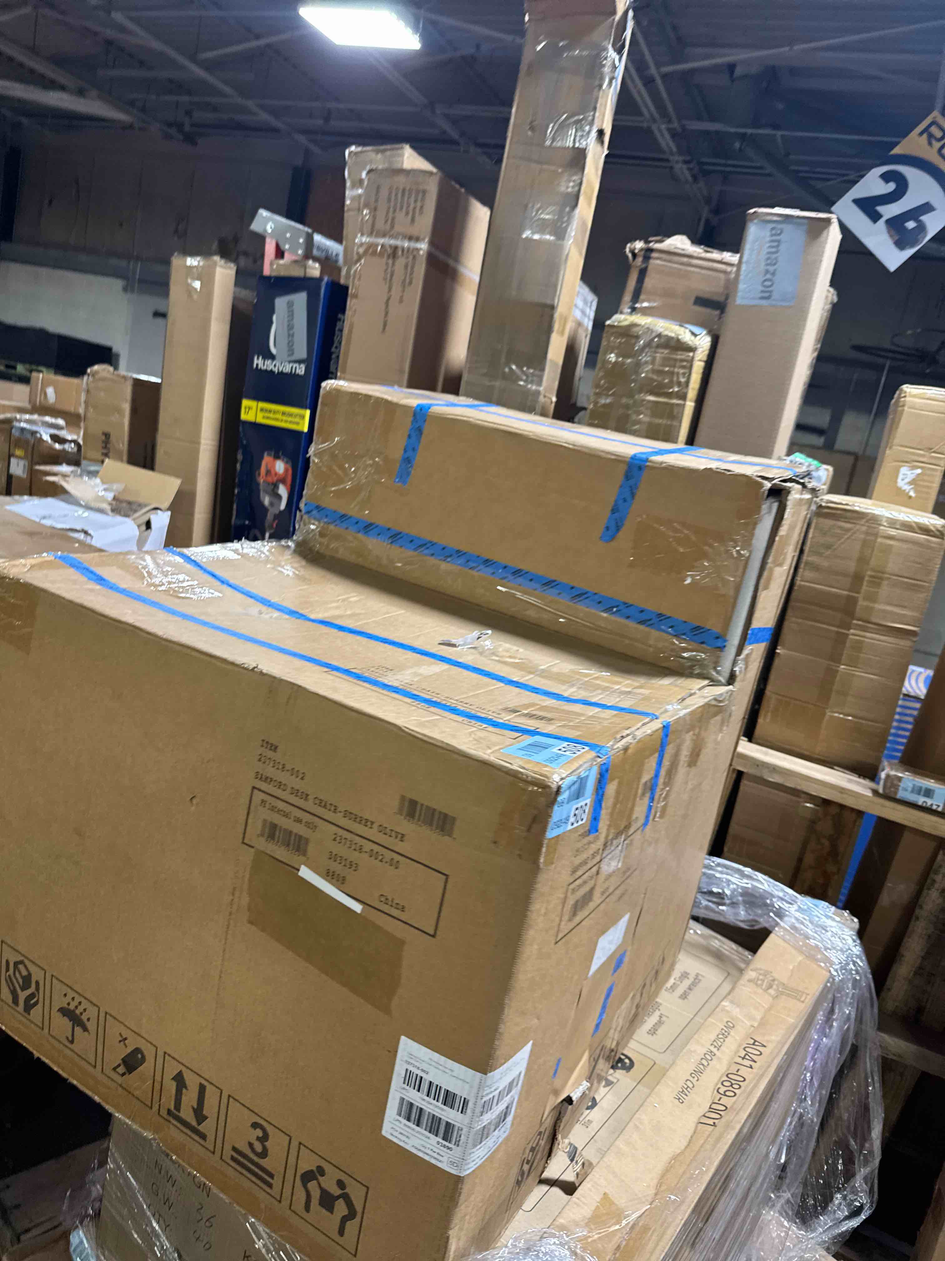 https://s3.amazonaws.com/lotting-images-prod/phillipi/TEA4212092_1778089694138.jpeg