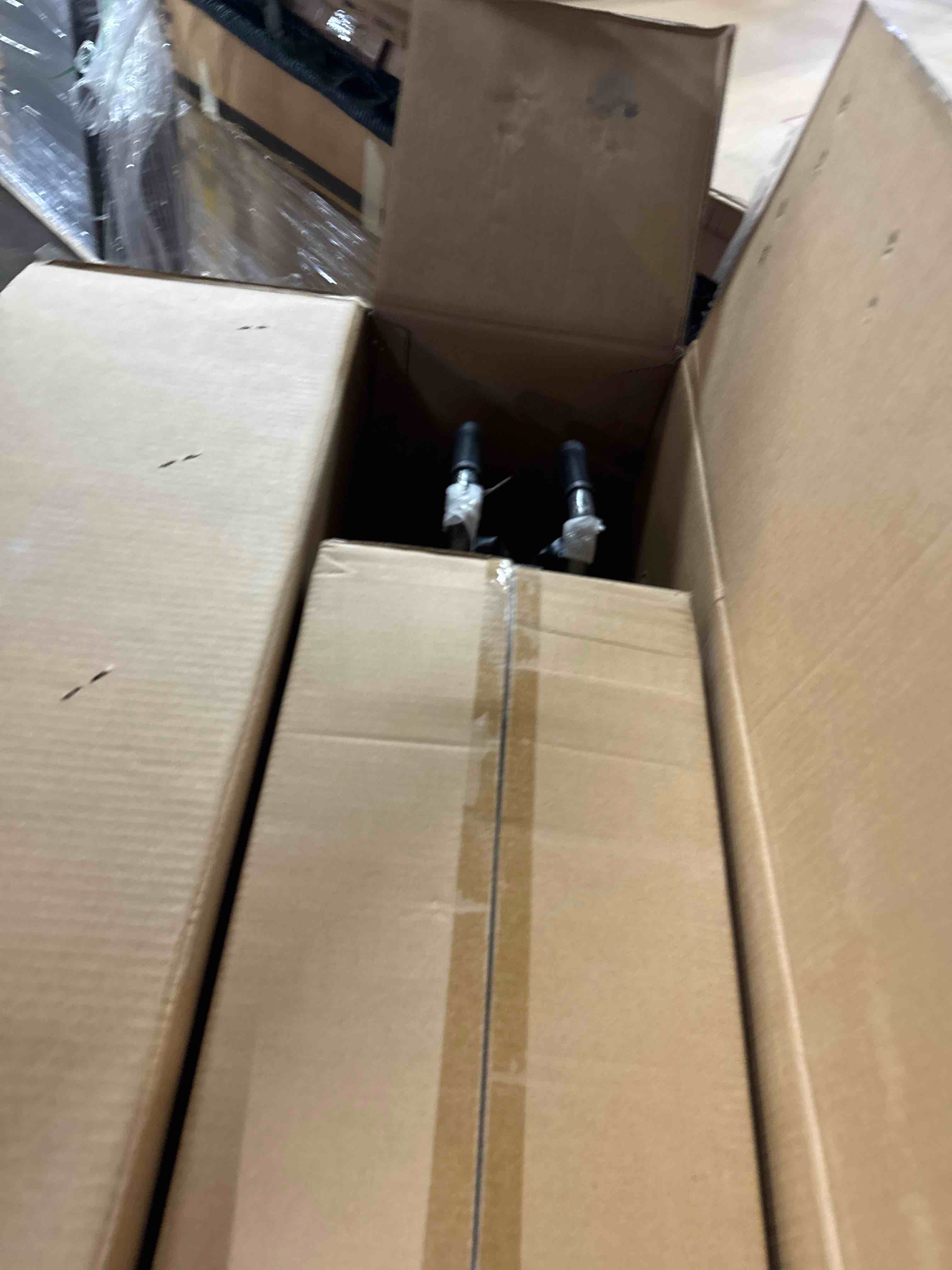 https://s3.amazonaws.com/lotting-images-prod/phillipi/TEA4212124_1778601464805.jpeg